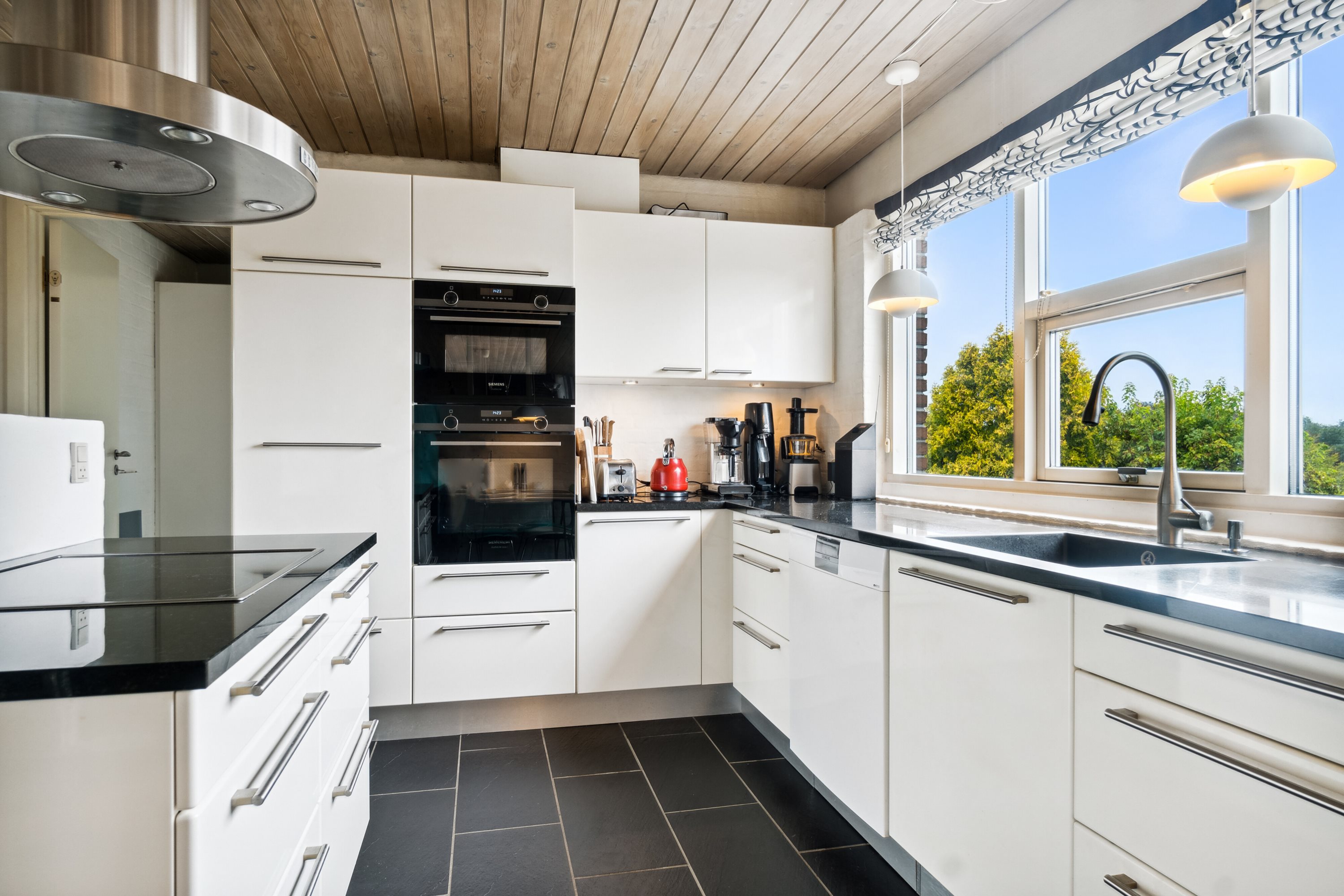 Miniaturebillede 2: køkken. Billede af Katterhøjvej 9, Skåde, 8270 Højbjerg