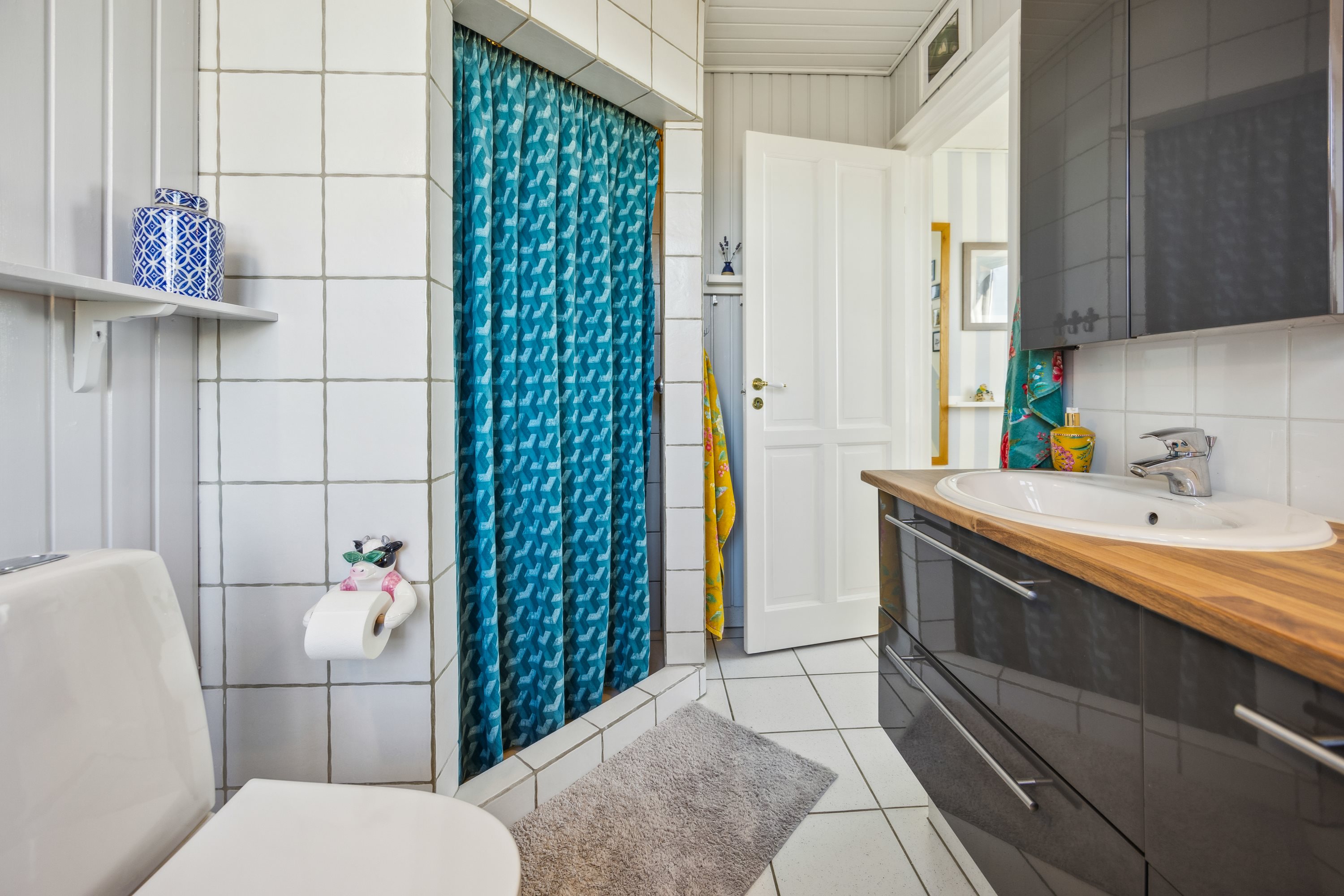 Fremhævet badeværelse billede i fuldskærmstilstand. Billede af Toftevej 46, 9400 Nørresundby