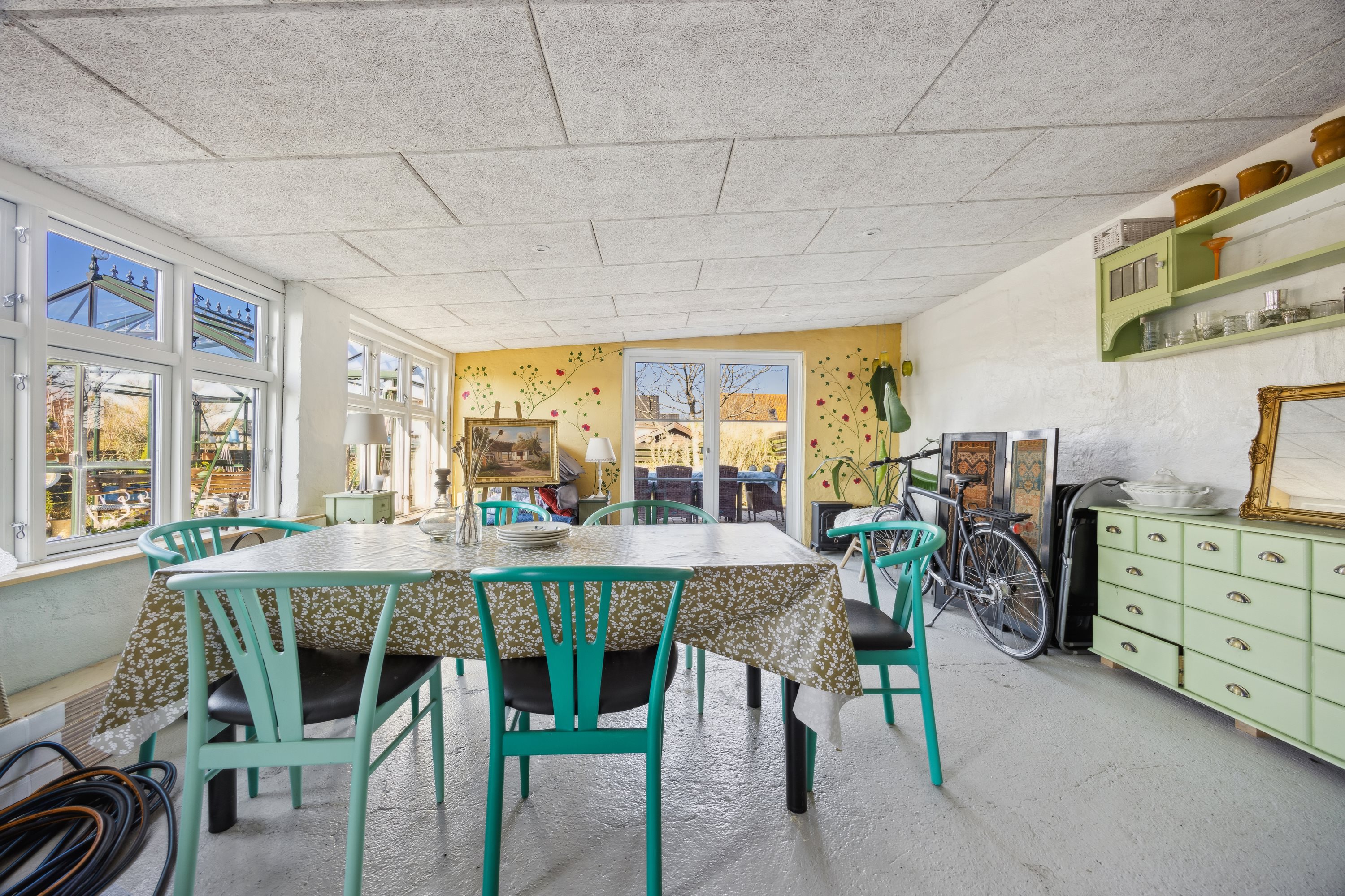 Fremhævet stue billede i fuldskærmstilstand. Billede af Toftevej 46, 9400 Nørresundby