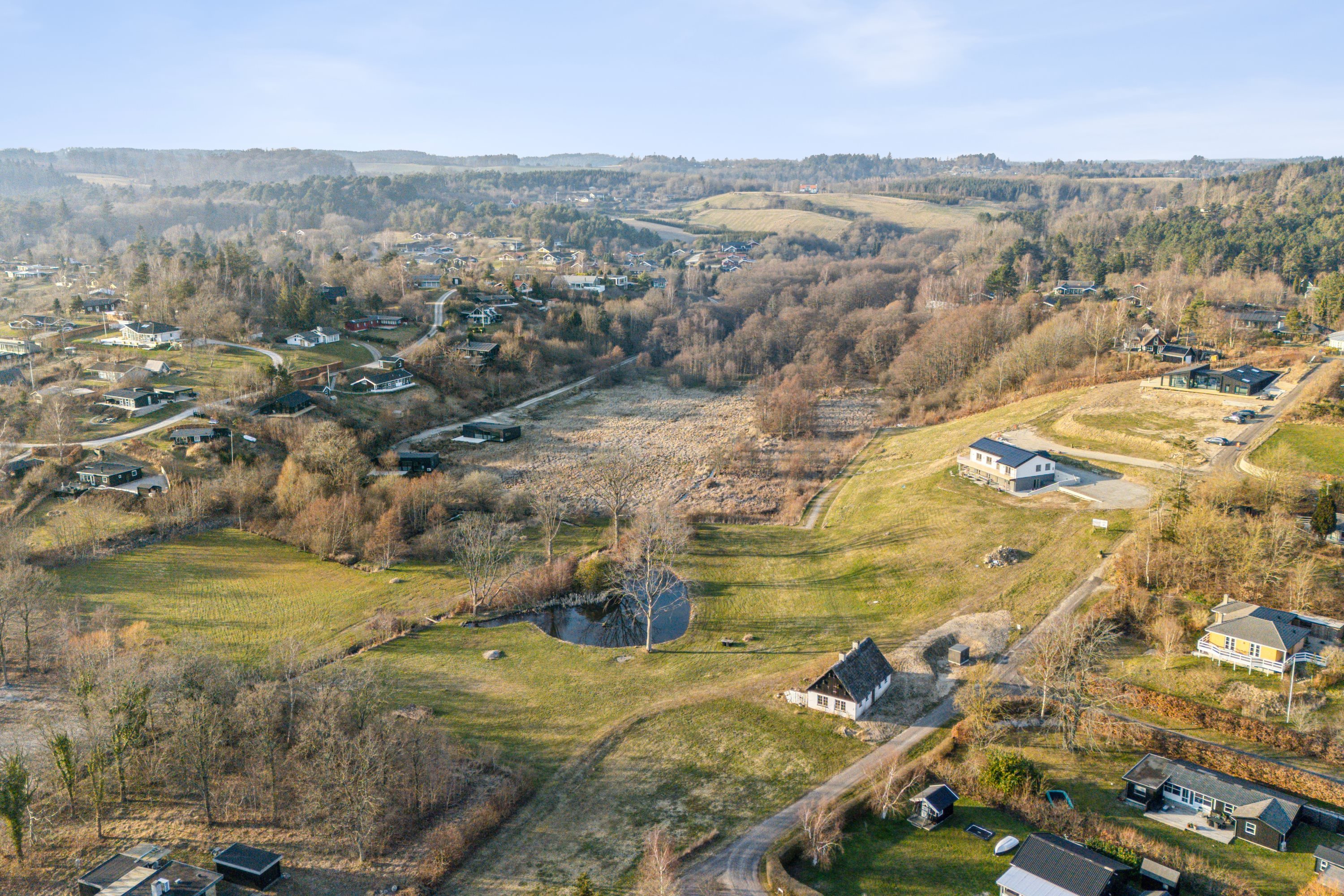 Miniaturebillede 2: luftfoto. Billede af Stambækvej 7, Lyngsbæk Strand, 8400 Ebeltoft