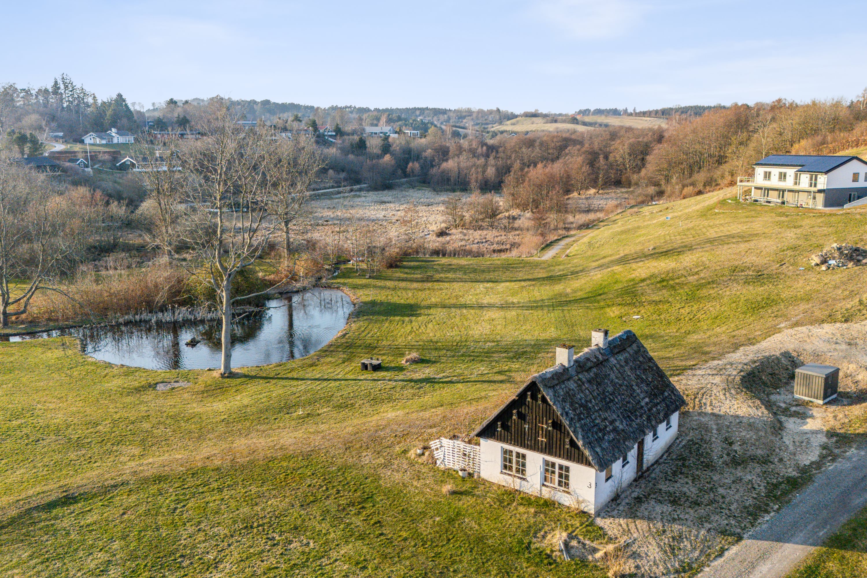 Fremhævet ejendom 1 billede i fuldskærmstilstand. Billede af Stambækvej 7, Lyngsbæk Strand, 8400 Ebeltoft