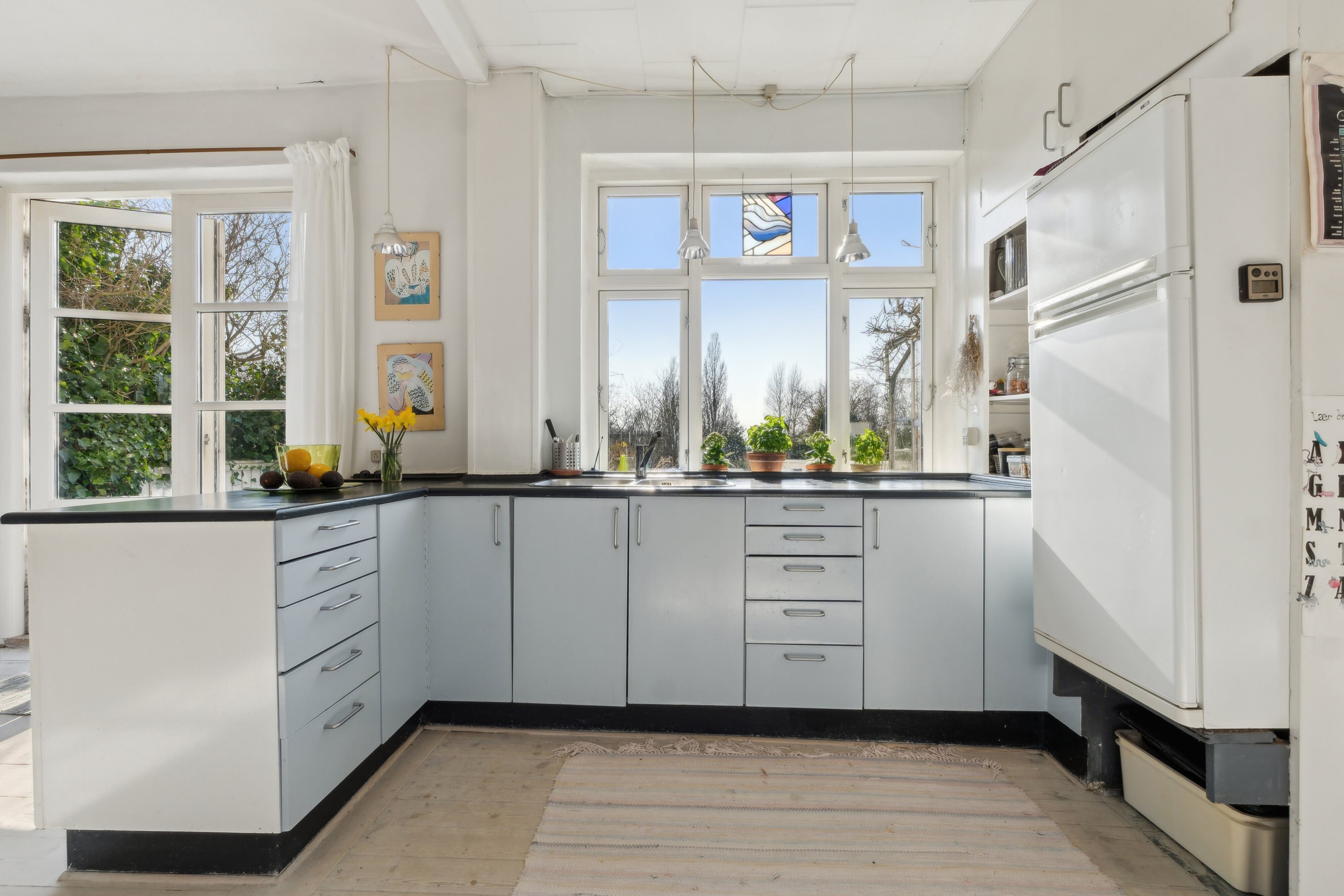 Fremhævet køkken billede i fuldskærmstilstand. Billede af Jens Winthers Vej 20, 5900 Rudkøbing