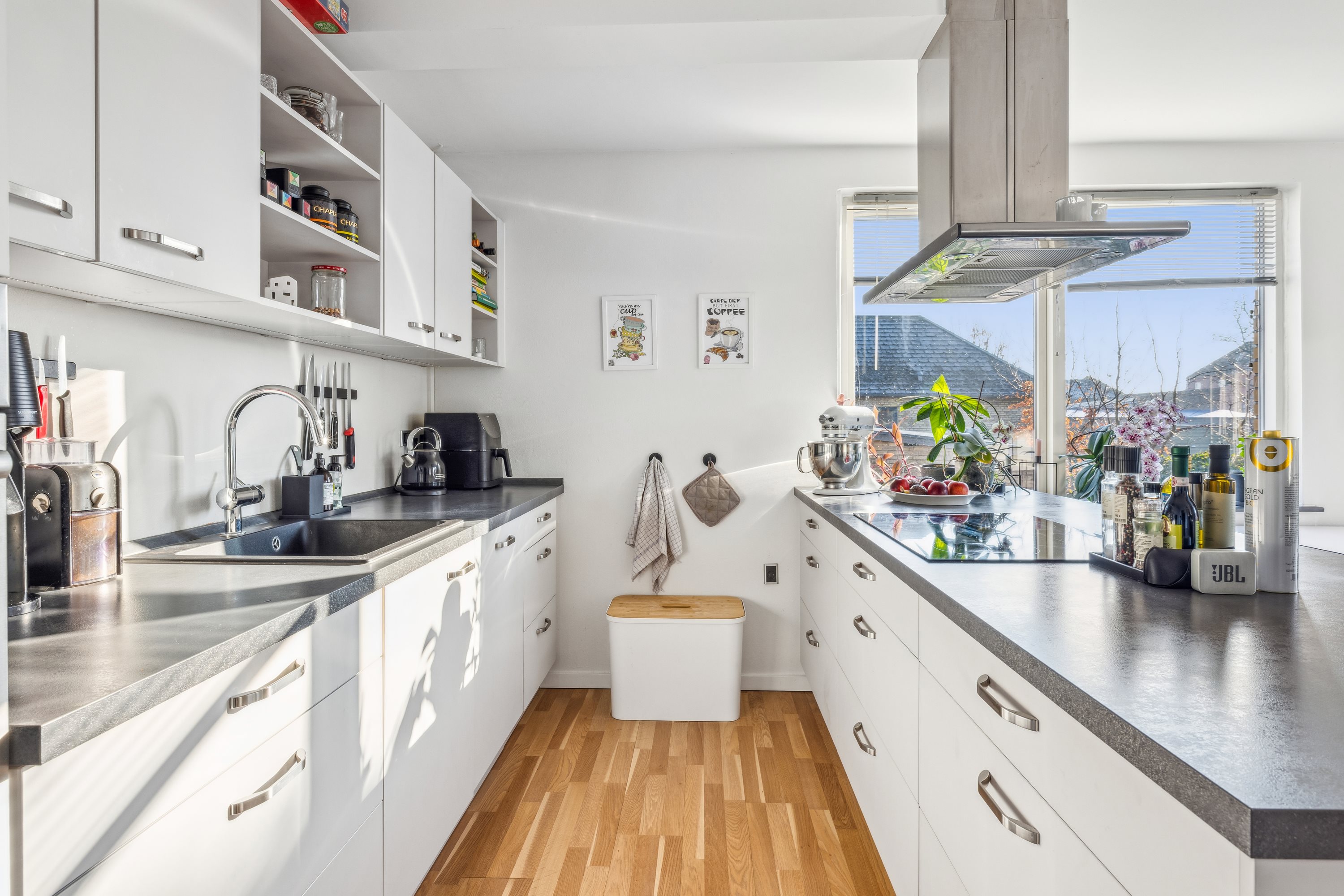 Fremhævet køkken billede i fuldskærmstilstand. Billede af Dr Louise Vej 11, 8500 Grenaa