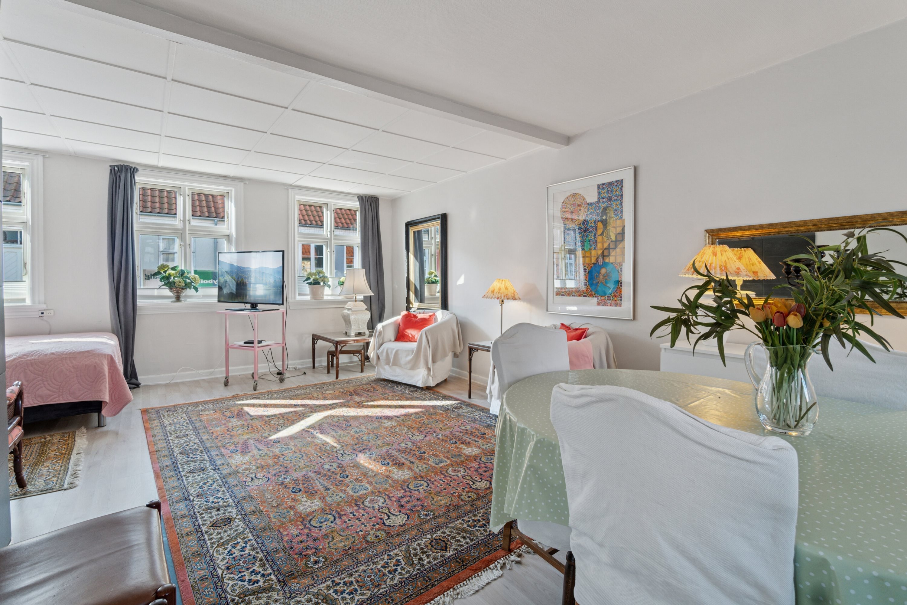 Fremhævet stue billede i fuldskærmstilstand. Billede af Johnsens Tværvej 13, 3700 Rønne