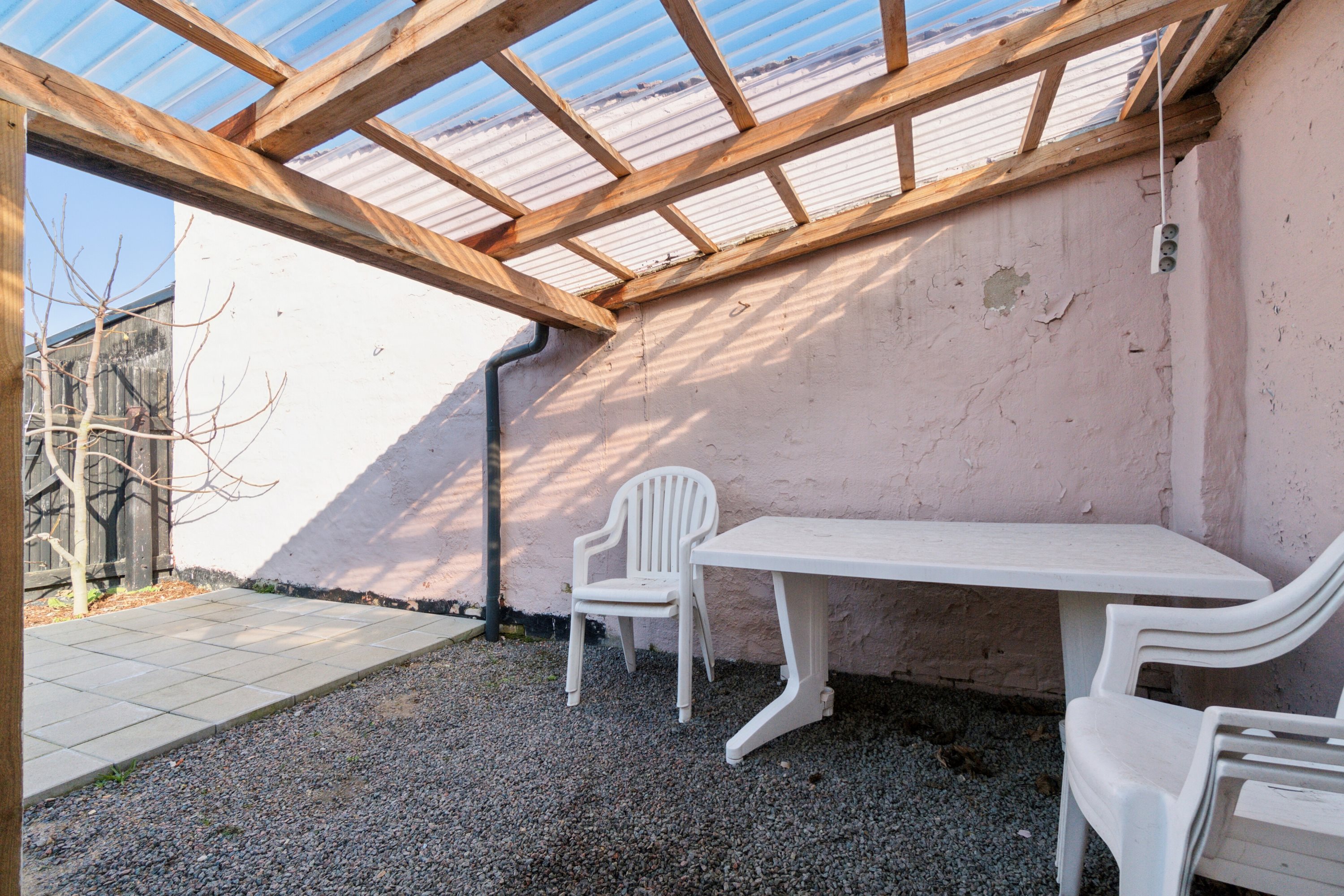 Fremhævet overdækket terrasse billede i fuldskærmstilstand. Billede af Johnsens Tværvej 13, 3700 Rønne