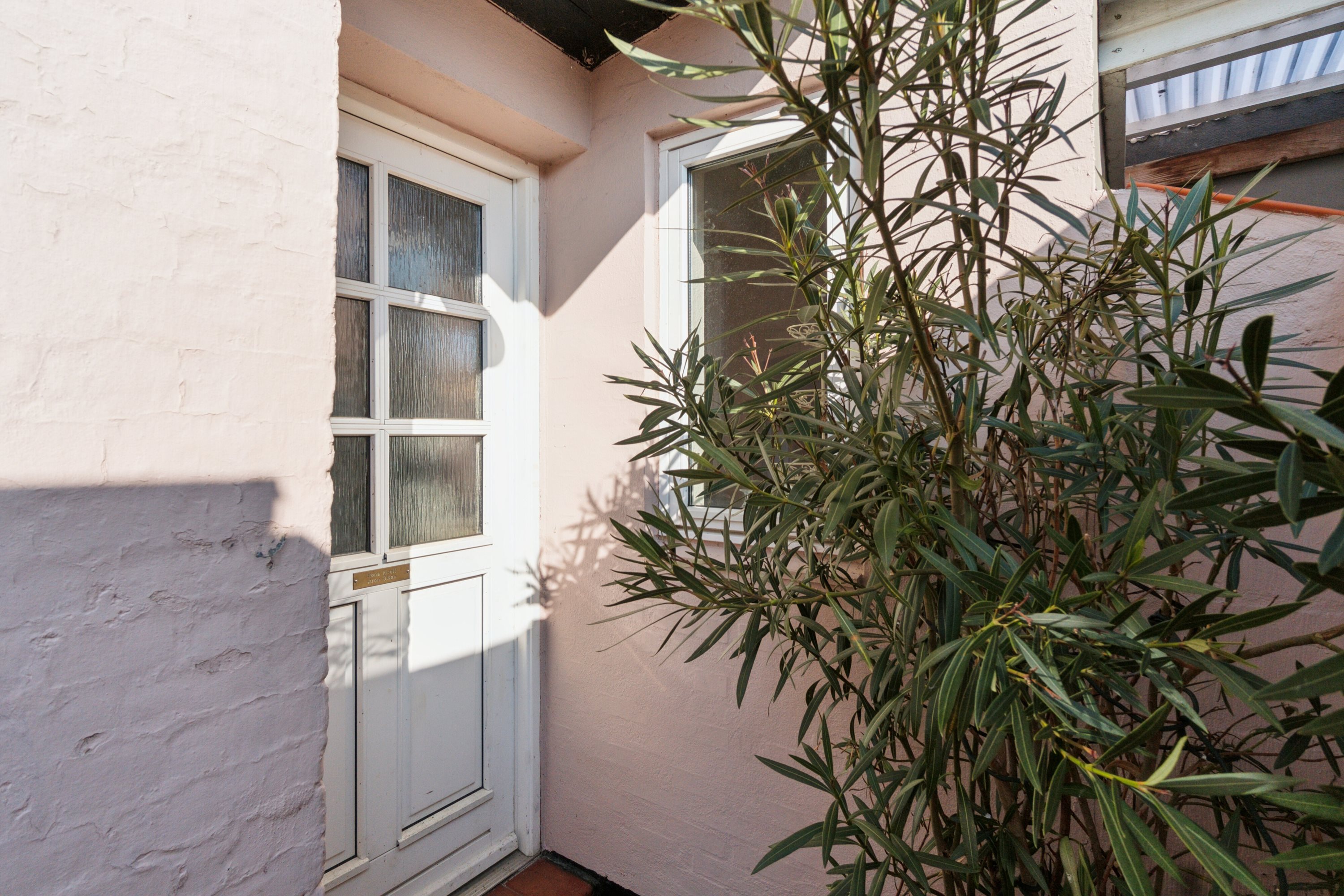 Fremhævet overdækket terrasse billede i fuldskærmstilstand. Billede af Johnsens Tværvej 13, 3700 Rønne