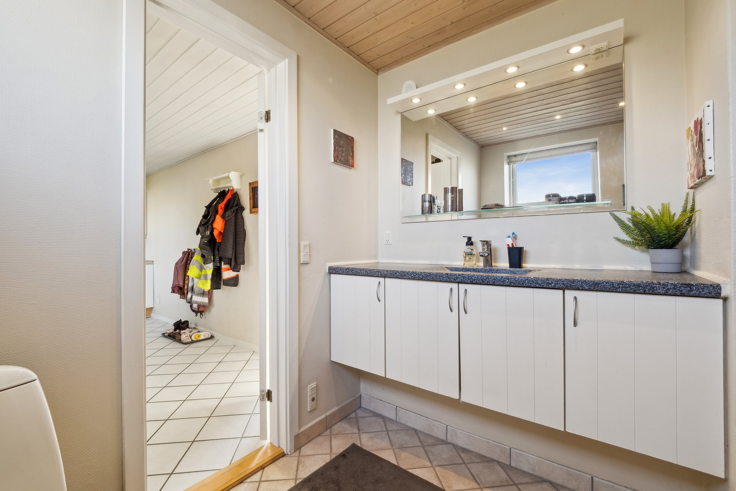 Fremhævet badeværelse billede i fuldskærmstilstand. Billede af Sejersvej 32, Sejerslev, 7900 Nykøbing M