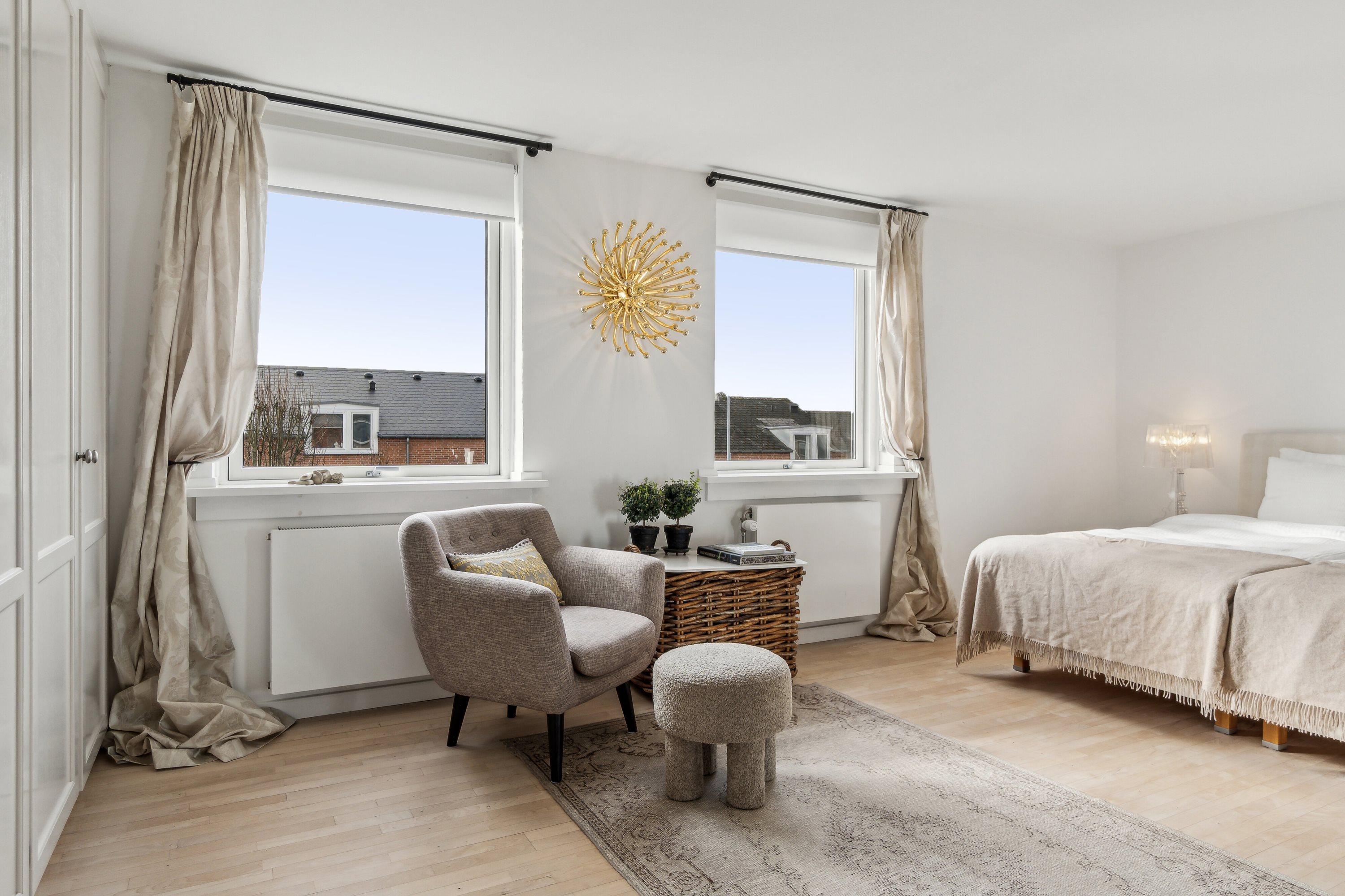 Fremhævet soveværelse billede i fuldskærmstilstand. Billede af Elletoften 8, 2800 Kongens Lyngby