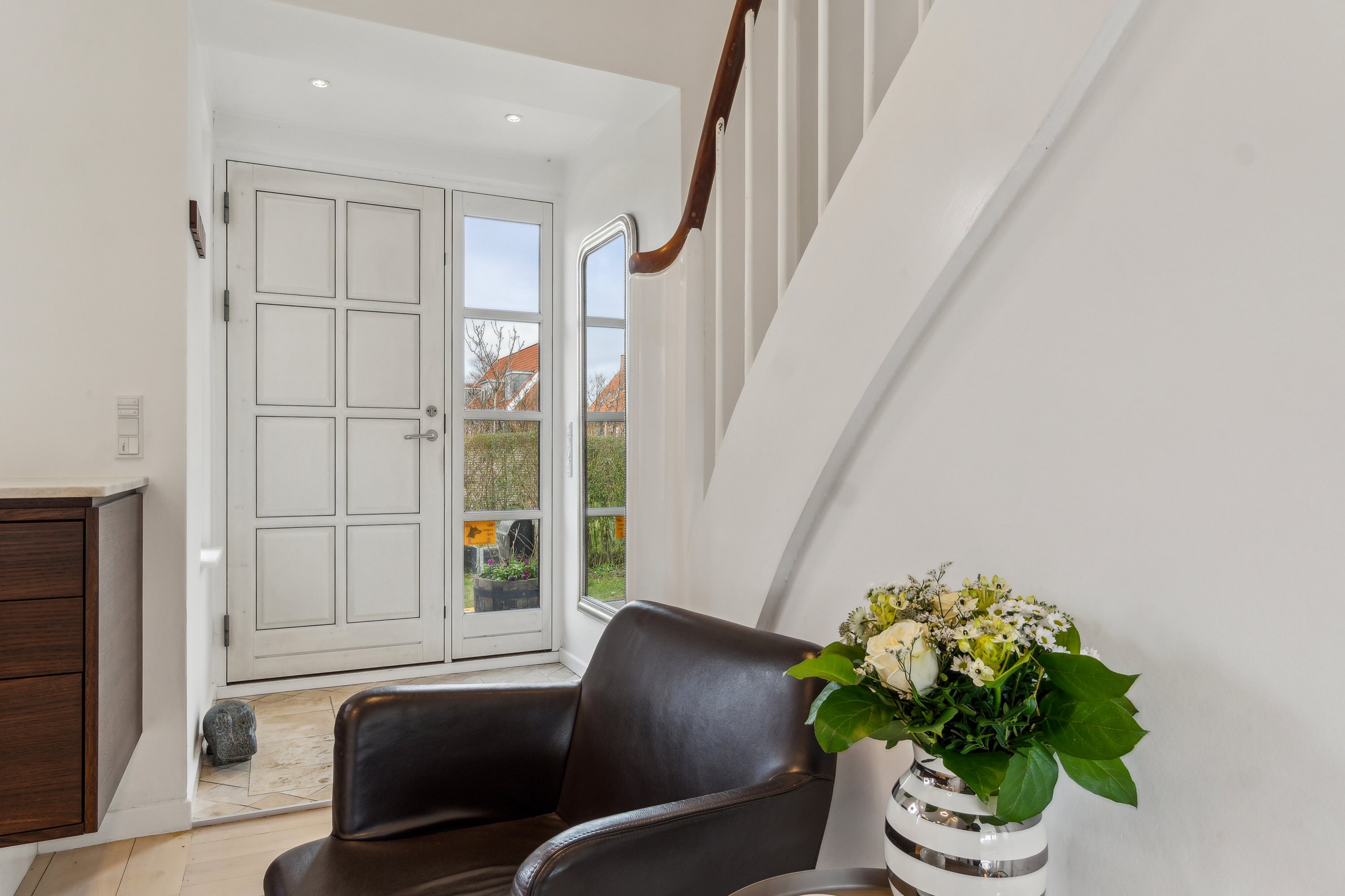 Fremhævet gang billede i fuldskærmstilstand. Billede af Elletoften 8, 2800 Kongens Lyngby