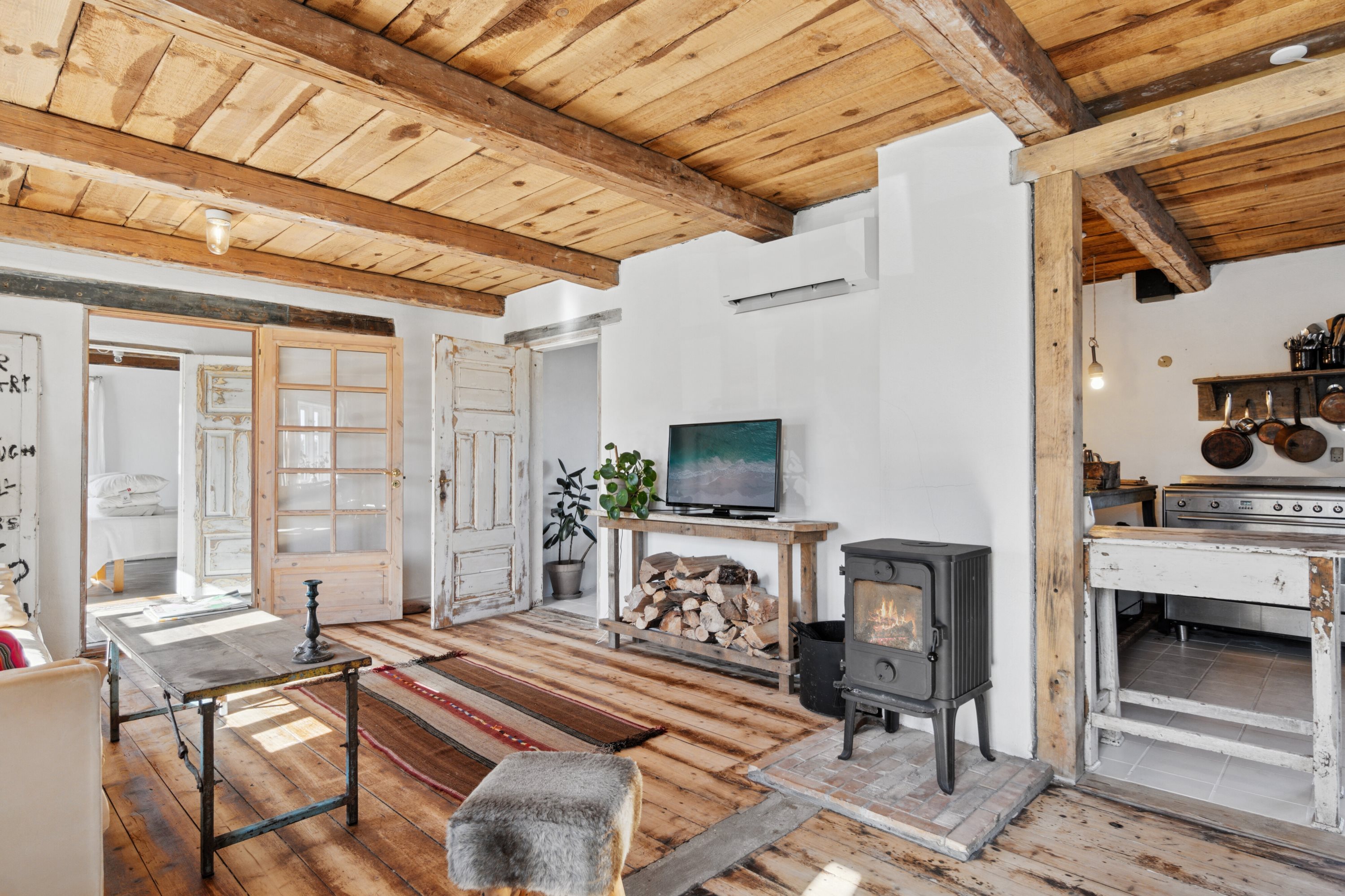 Fremhævet stue billede i fuldskærmstilstand. Billede af Lyngbyvej 24, Lyngby, 7755 Bedsted Thy