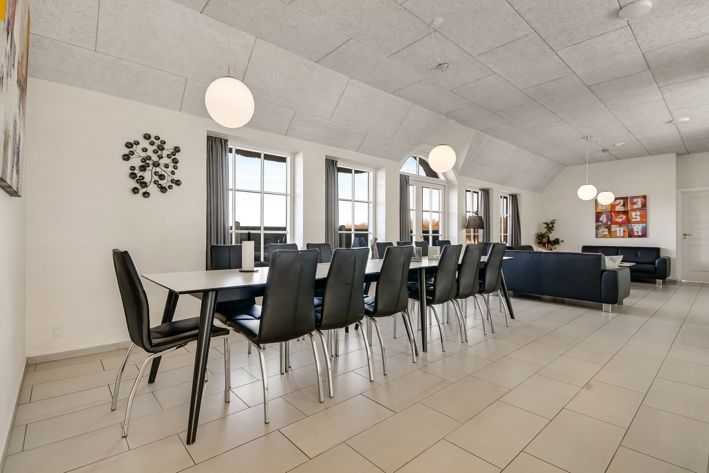 Fremhævet stue billede i fuldskærmstilstand. Billede af Kornbjergvej 19, Husby, 6990 Ulfborg