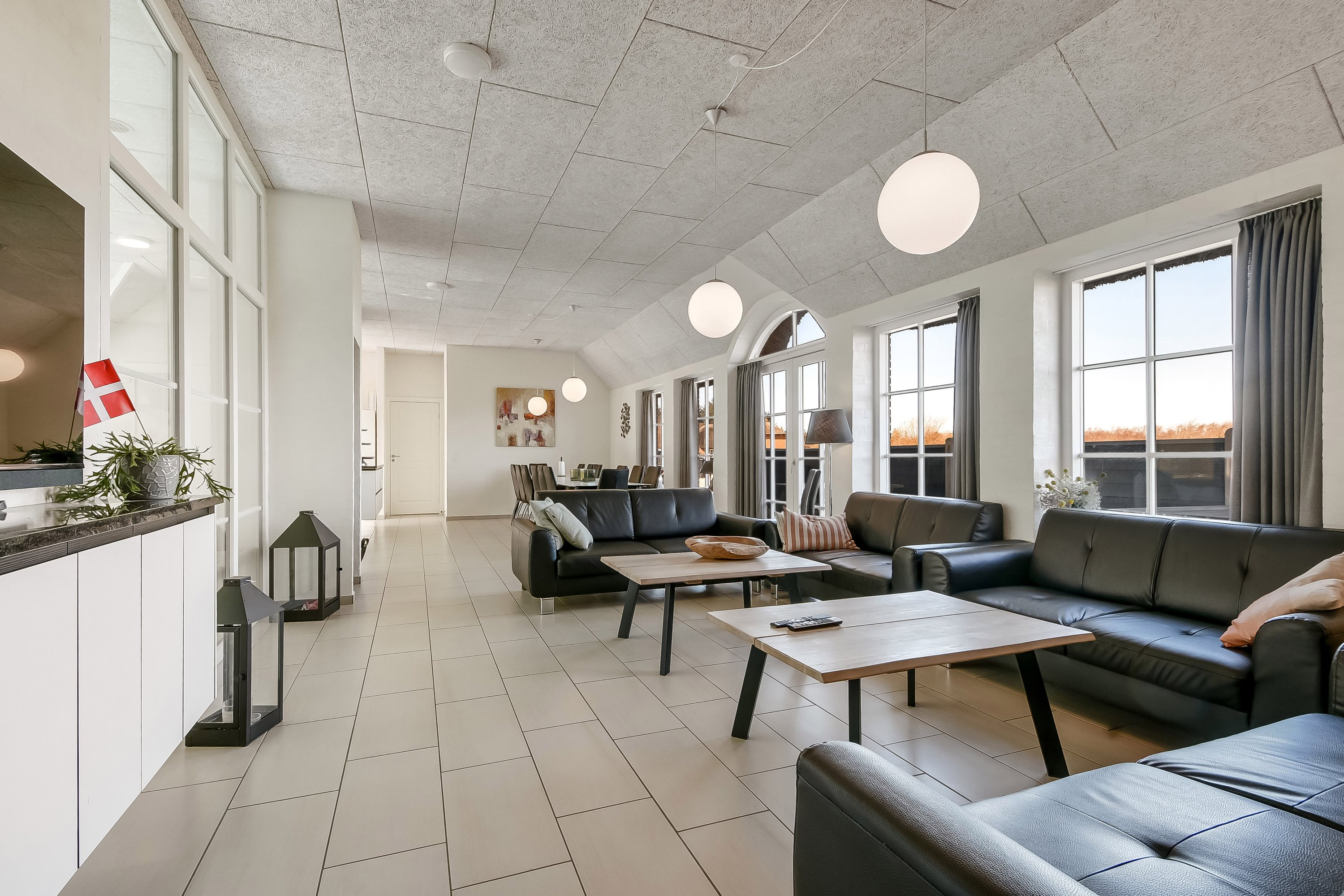 Fremhævet stue billede i fuldskærmstilstand. Billede af Kornbjergvej 19, Husby, 6990 Ulfborg