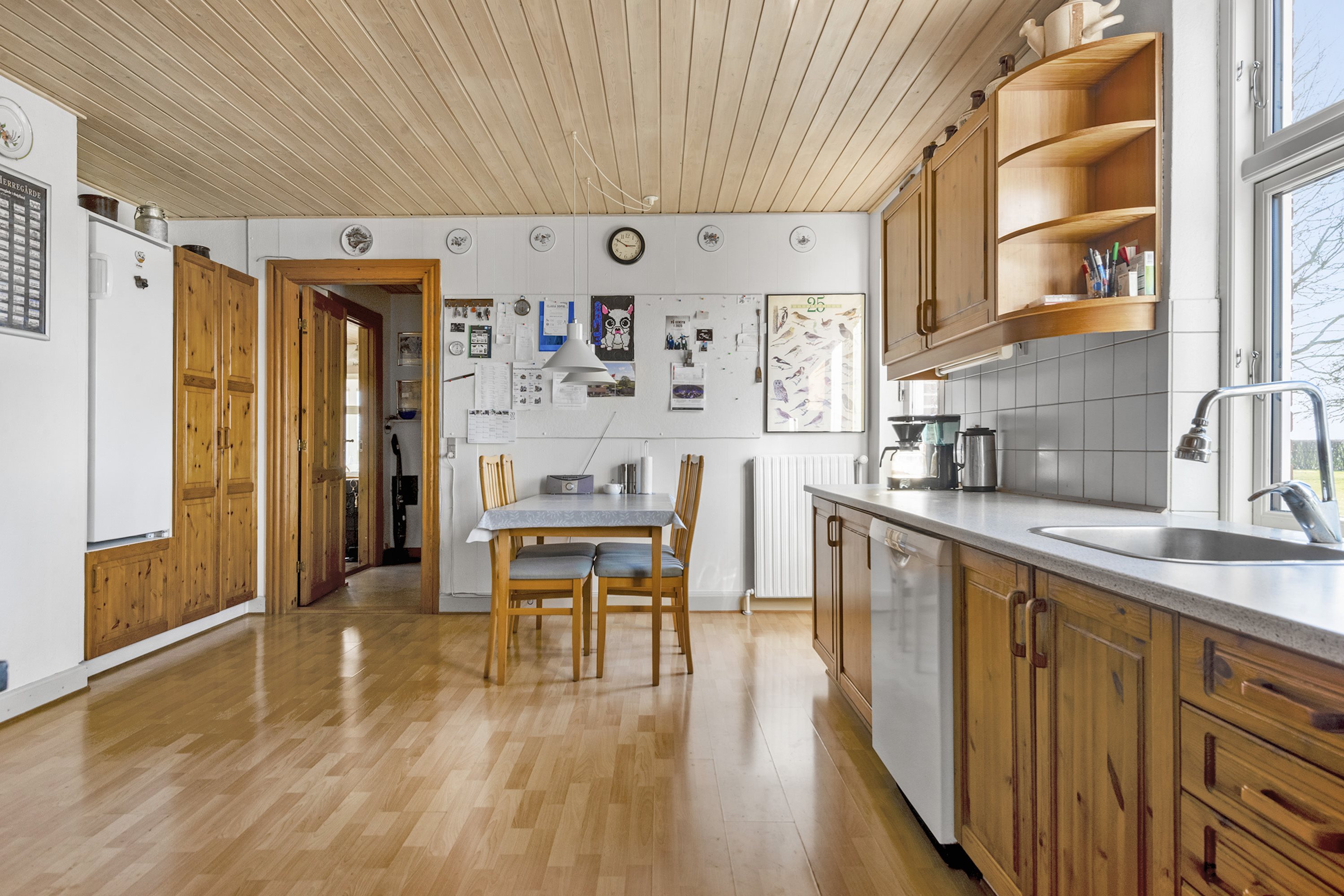 Fremhævet køkken billede i fuldskærmstilstand. Billede af Krogsgade 4, Gylling, 8300 Odder