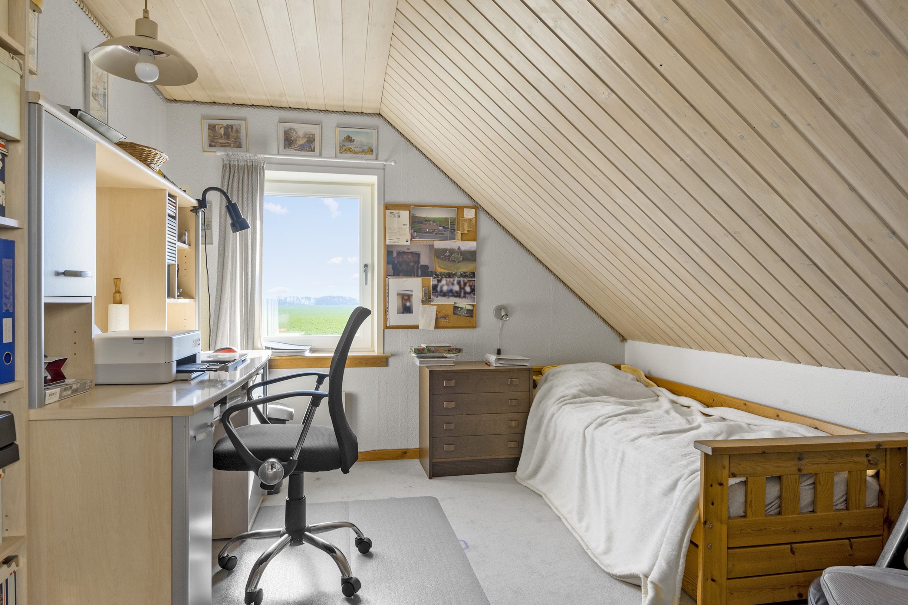 Fremhævet kontor billede i fuldskærmstilstand. Billede af Krogsgade 4, Gylling, 8300 Odder