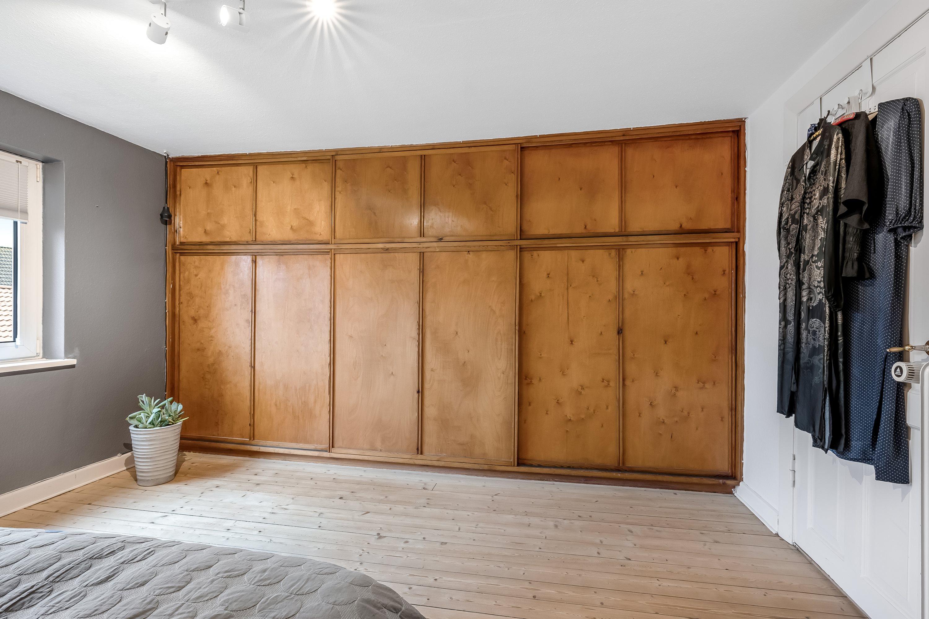 Fremhævet soveværelse billede i fuldskærmstilstand. Billede af Skovbrynet 3, 7620 Lemvig