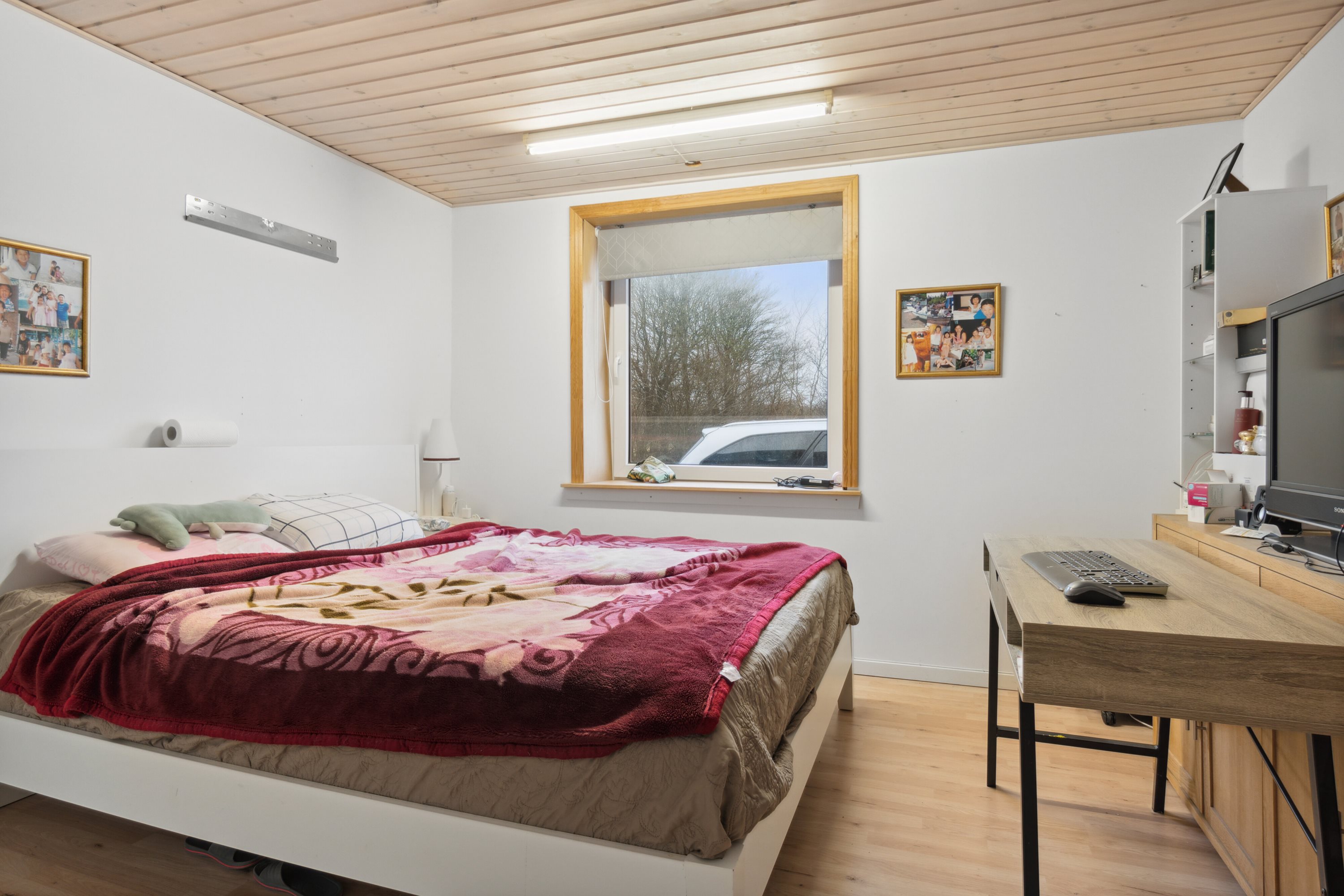 Fremhævet soveværelse billede i fuldskærmstilstand. Billede af Krustrupvej 176, 9800 Hjørring