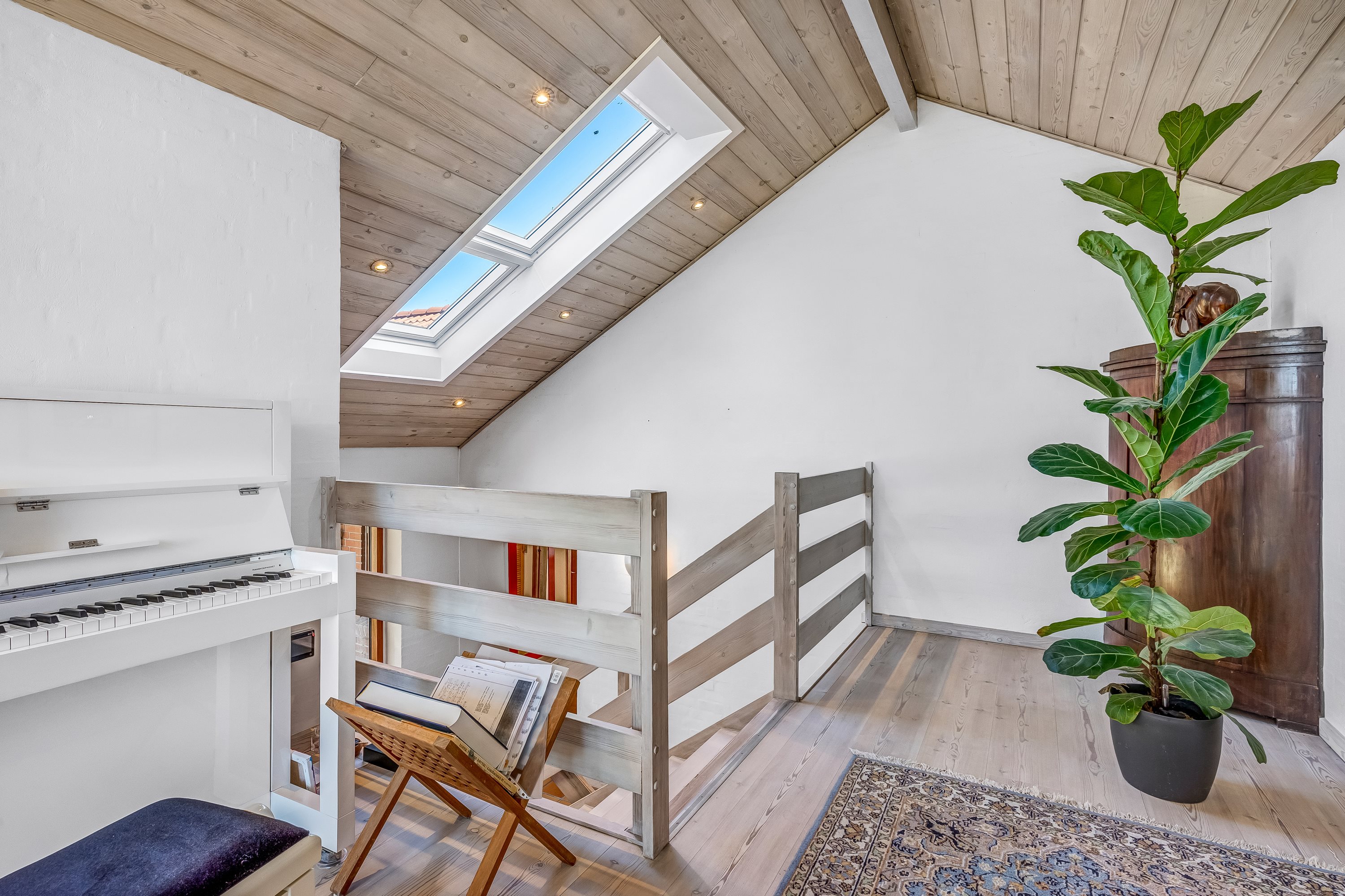 Fremhævet stue billede i fuldskærmstilstand. Billede af Trabjergvej 1, 7500 Holstebro