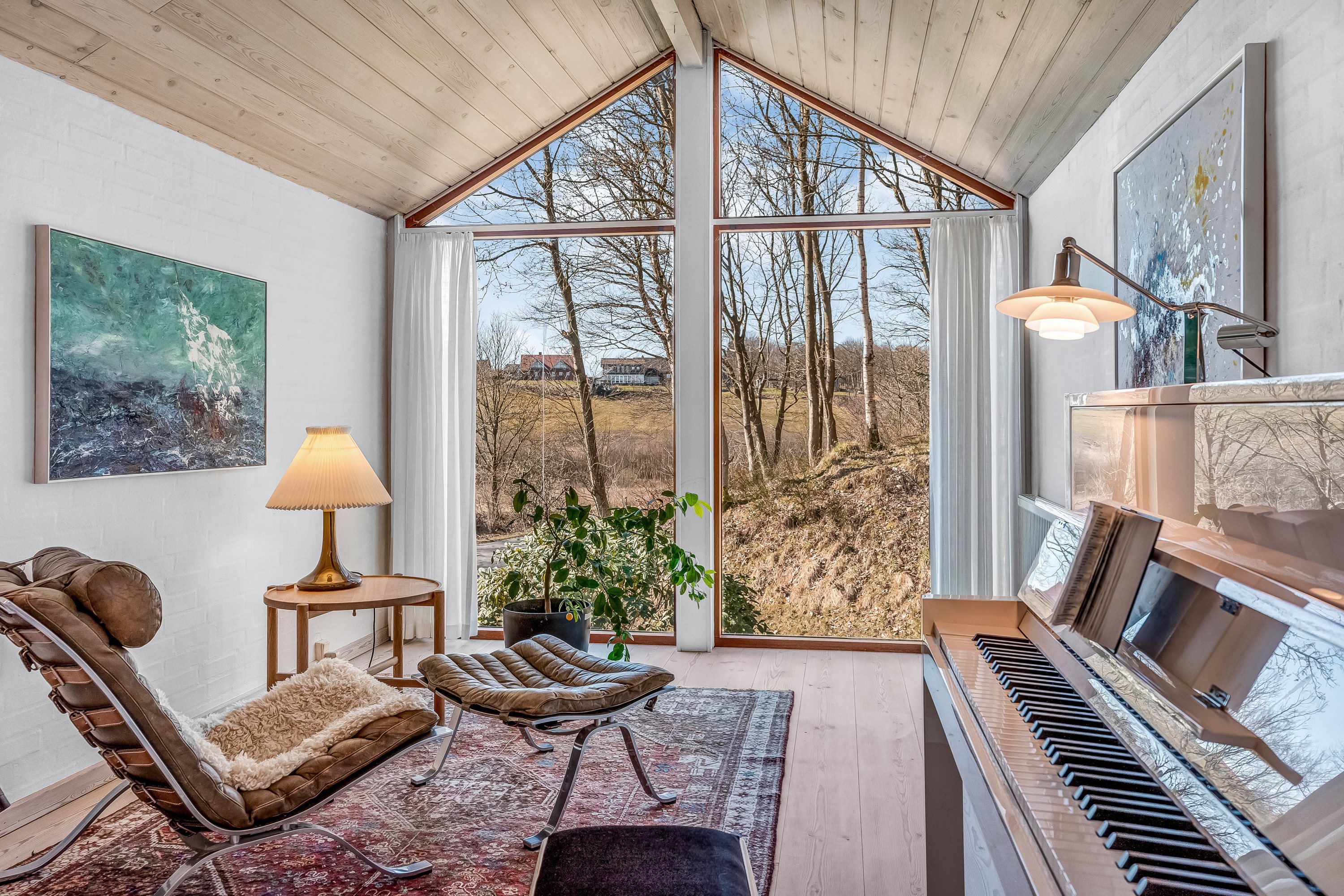 Fremhævet stue billede i fuldskærmstilstand. Billede af Trabjergvej 1, 7500 Holstebro