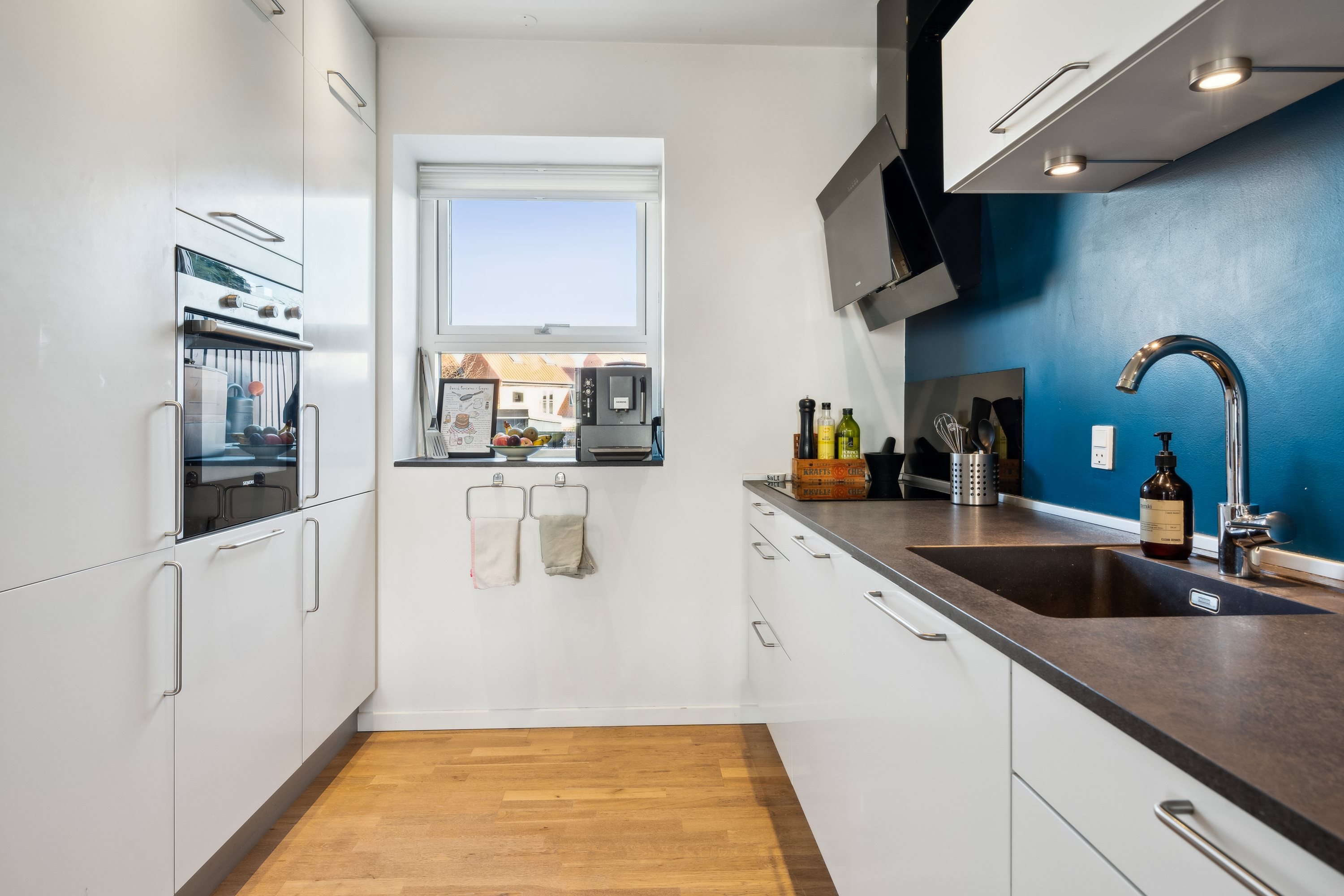 Fremhævet køkken billede i fuldskærmstilstand. Billede af Tretommervej 58, 8240 Risskov