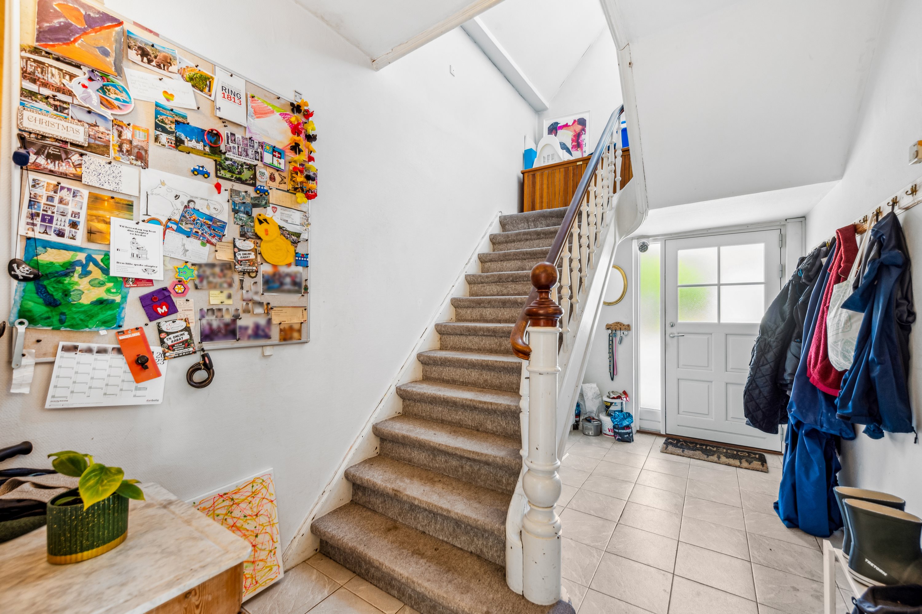 Miniaturebillede 1: entré. Billede af Brønshøjholms Allé 43, 2700 Brønshøj