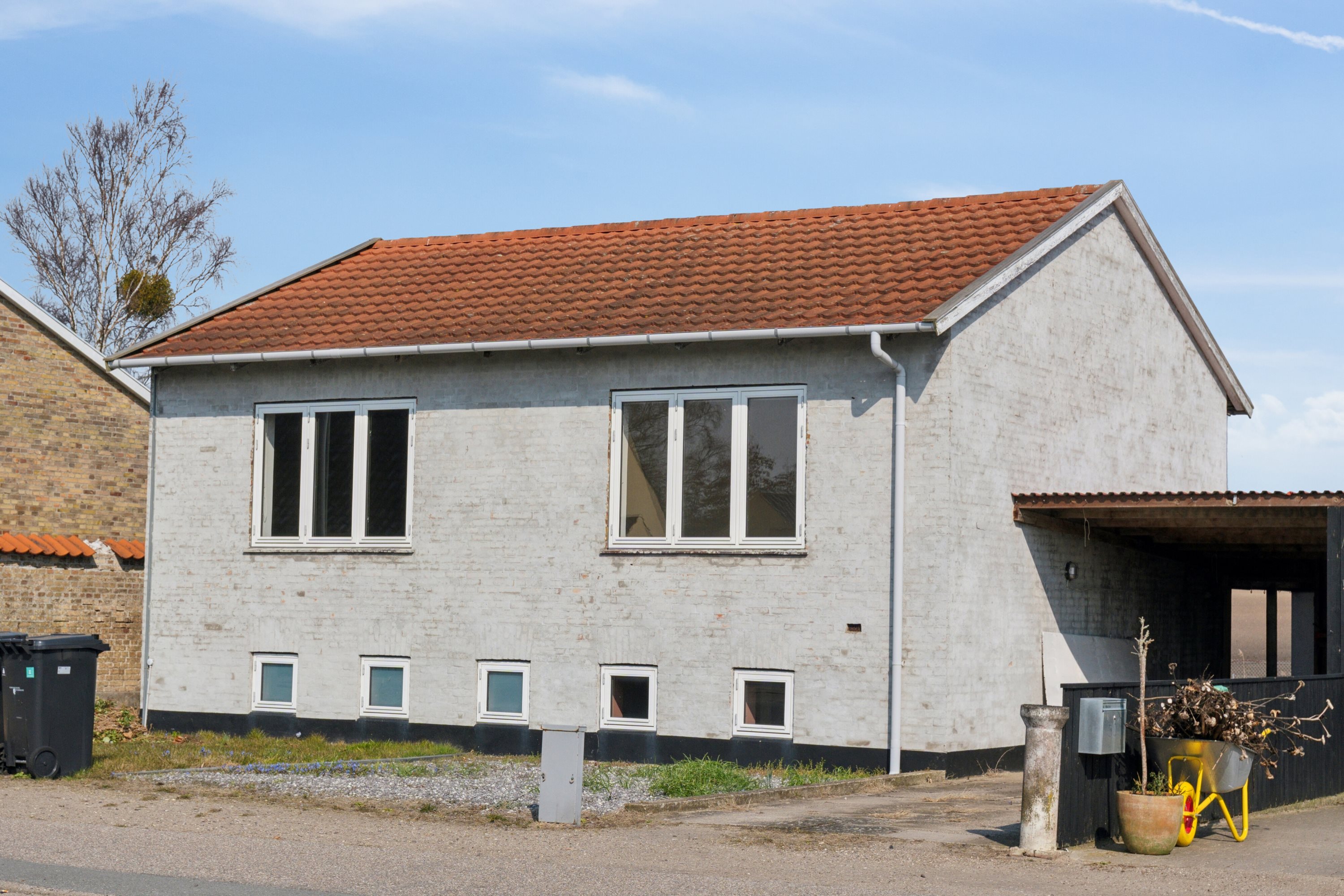 Fremhævet set fra vejen billede i fuldskærmstilstand. Billede af Orevej 58, 4760 Vordingborg