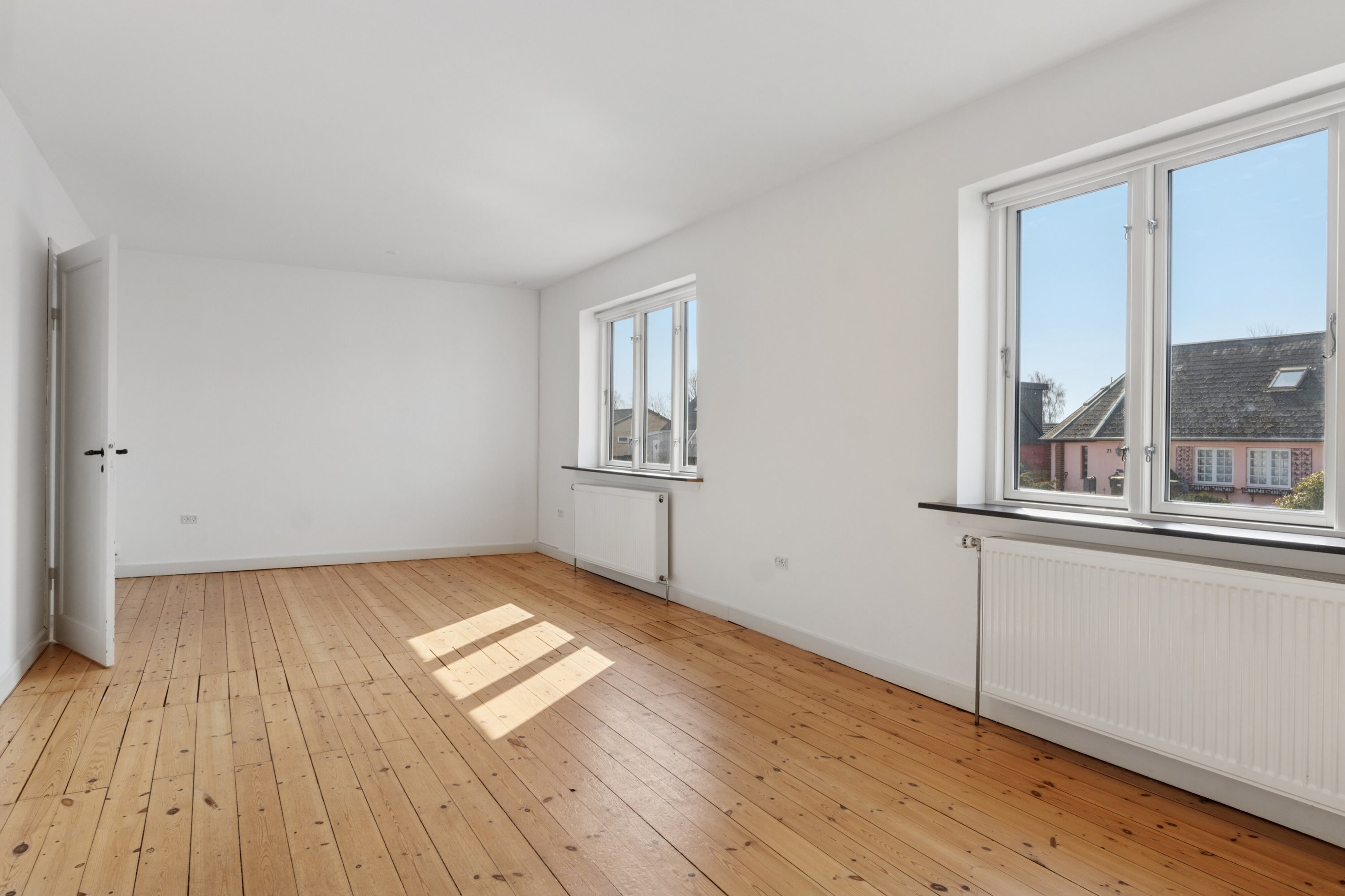 Fremhævet stue billede i fuldskærmstilstand. Billede af Orevej 58, 4760 Vordingborg