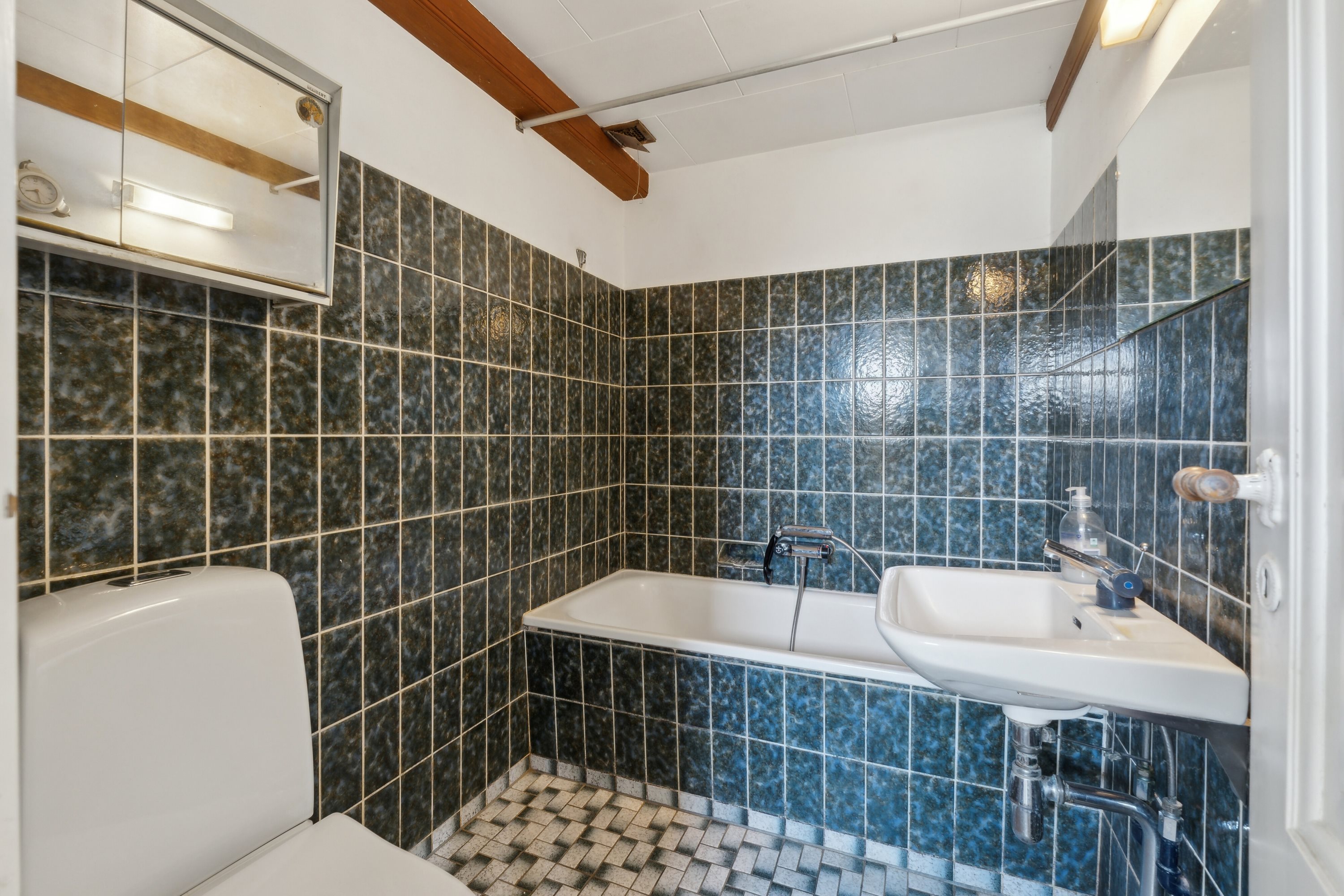 Fremhævet badeværelse billede i fuldskærmstilstand. Billede af Brændeskovvej 18, Tved, 5700 Svendborg