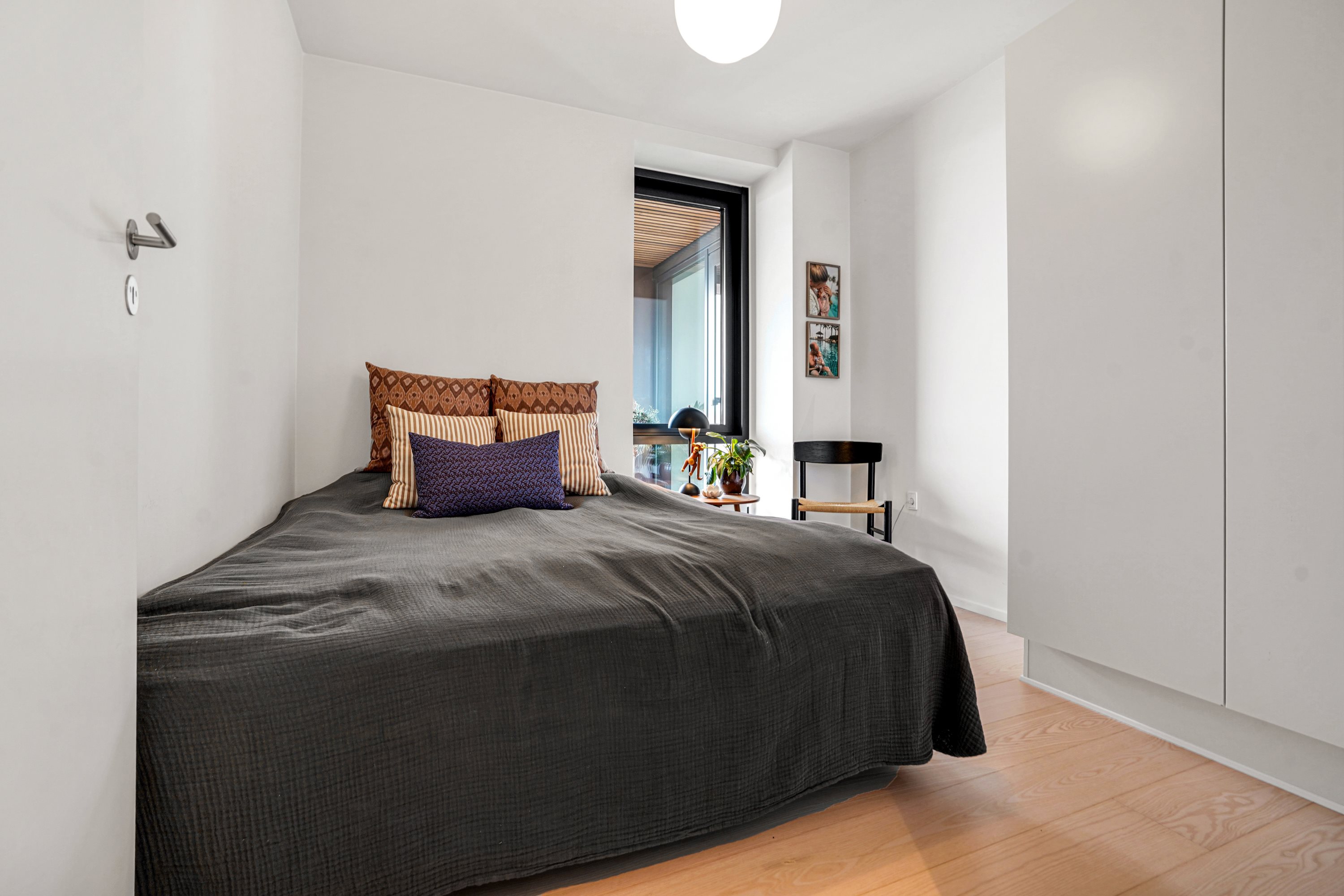 Fremhævet værelse billede i fuldskærmstilstand. Billede af Odeons Kvarter 21, 8. th., 5000 Odense C