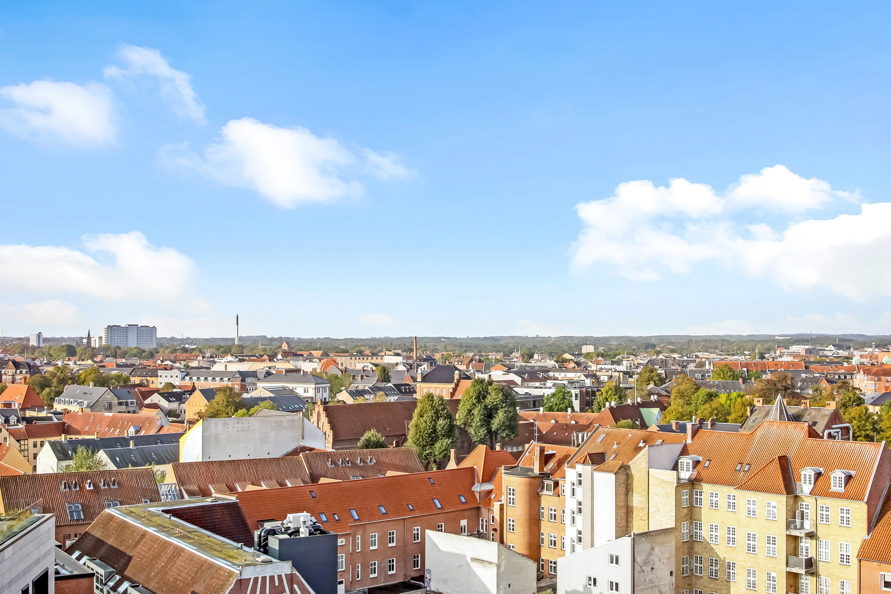 Fremhævet område billede i fuldskærmstilstand. Billede af Odeons Kvarter 21, 8. th., 5000 Odense C