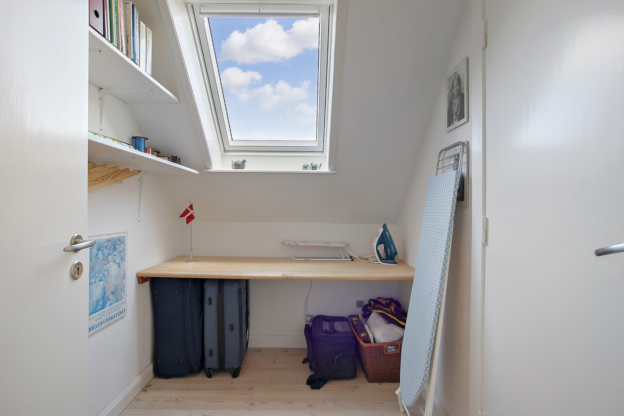 Fremhævet kontor billede i fuldskærmstilstand. Billede af H Rasmussens Vej 6, 9460 Brovst