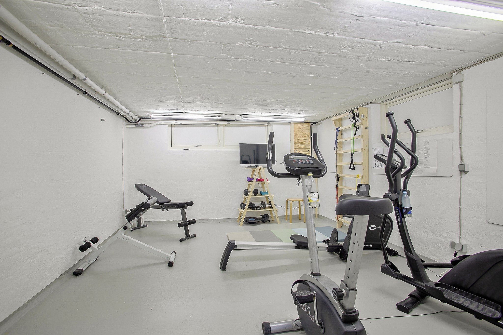 Fremhævet fitnessrum  billede i fuldskærmstilstand. Billede af H Rasmussens Vej 6, 9460 Brovst