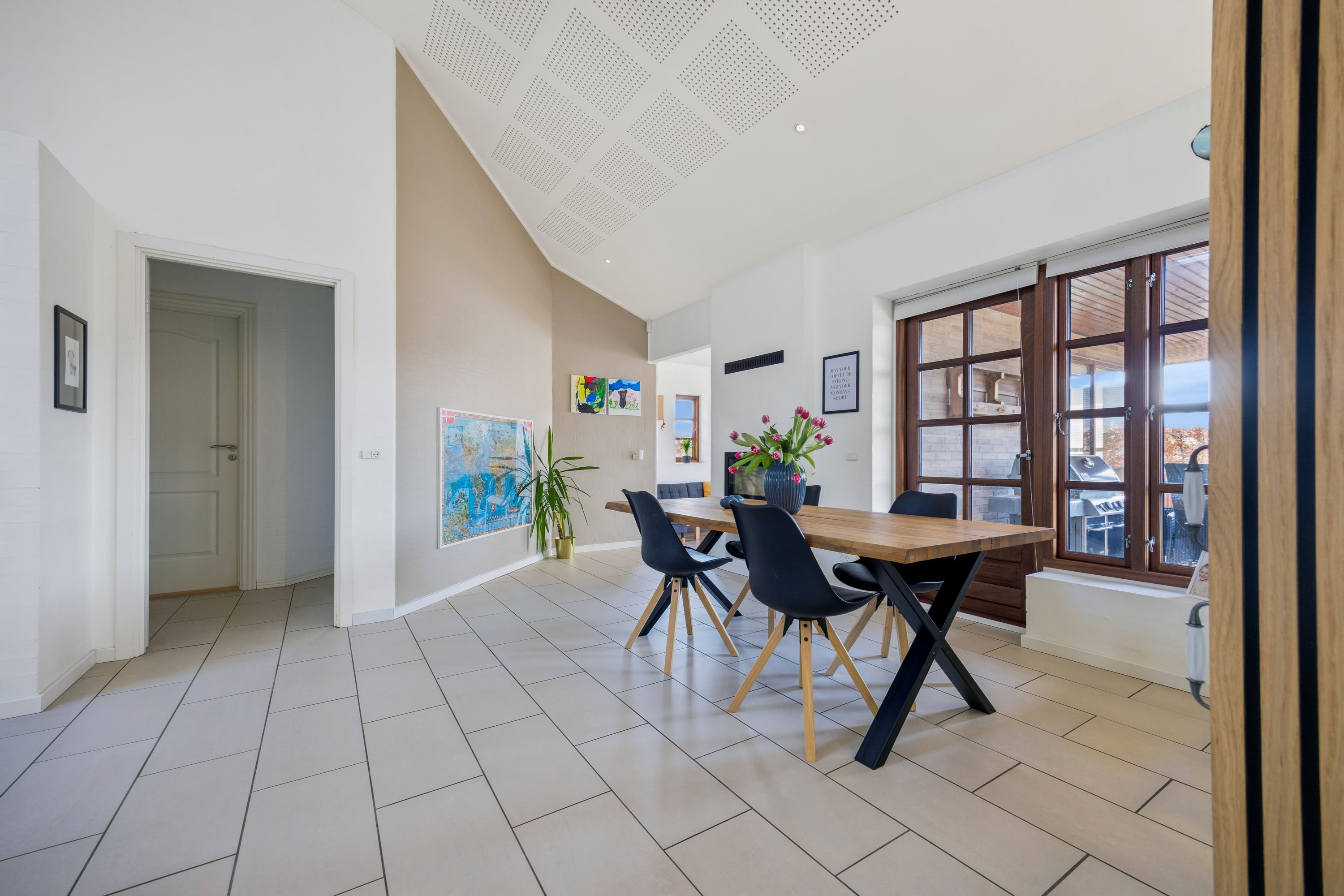 Fremhævet ejendom 1 billede i fuldskærmstilstand. Billede af Lucernemarken 2, 9490 Pandrup