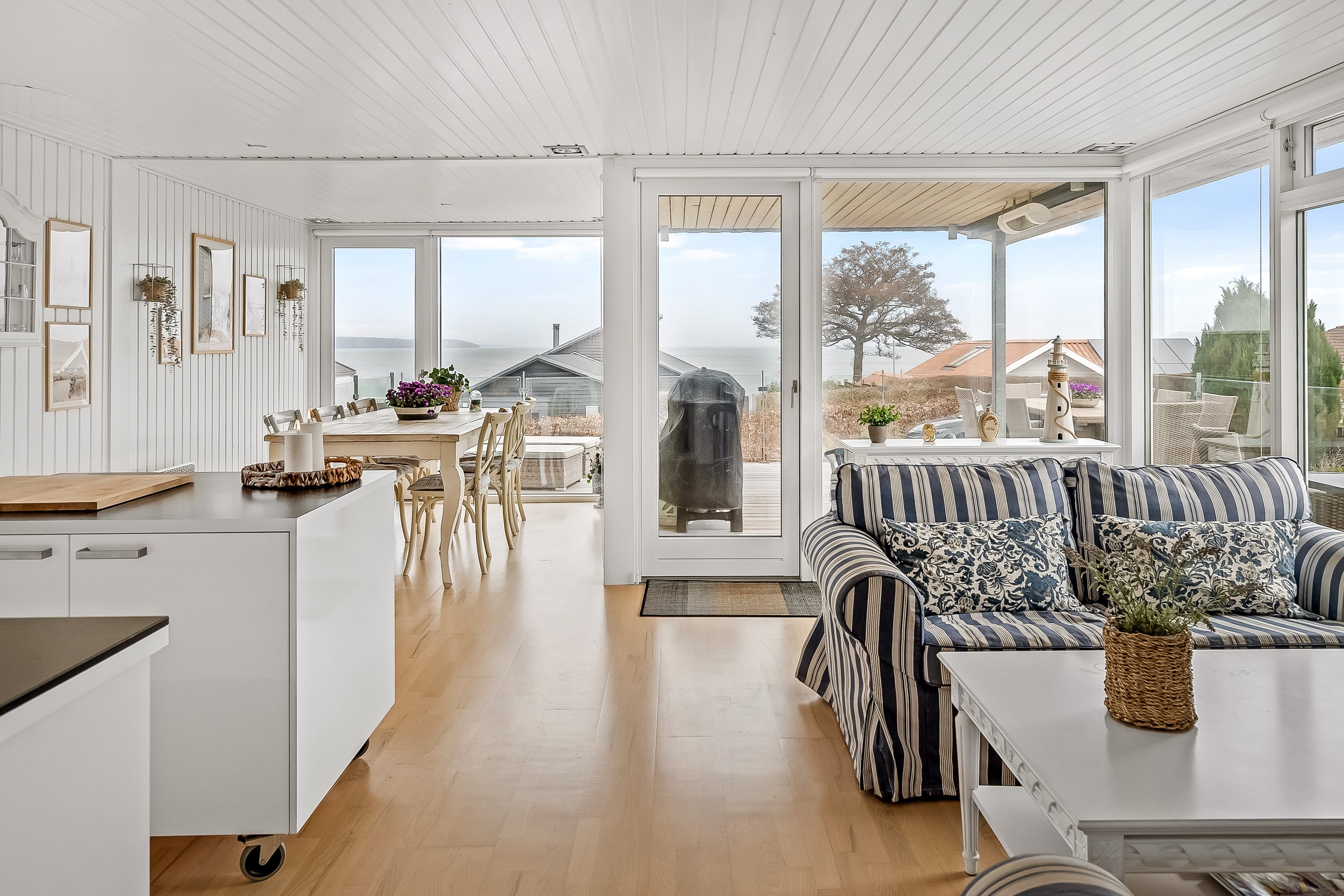 Fremhævet stue billede i fuldskærmstilstand. Billede af Violvej 5, Mørkholt, 7080 Børkop