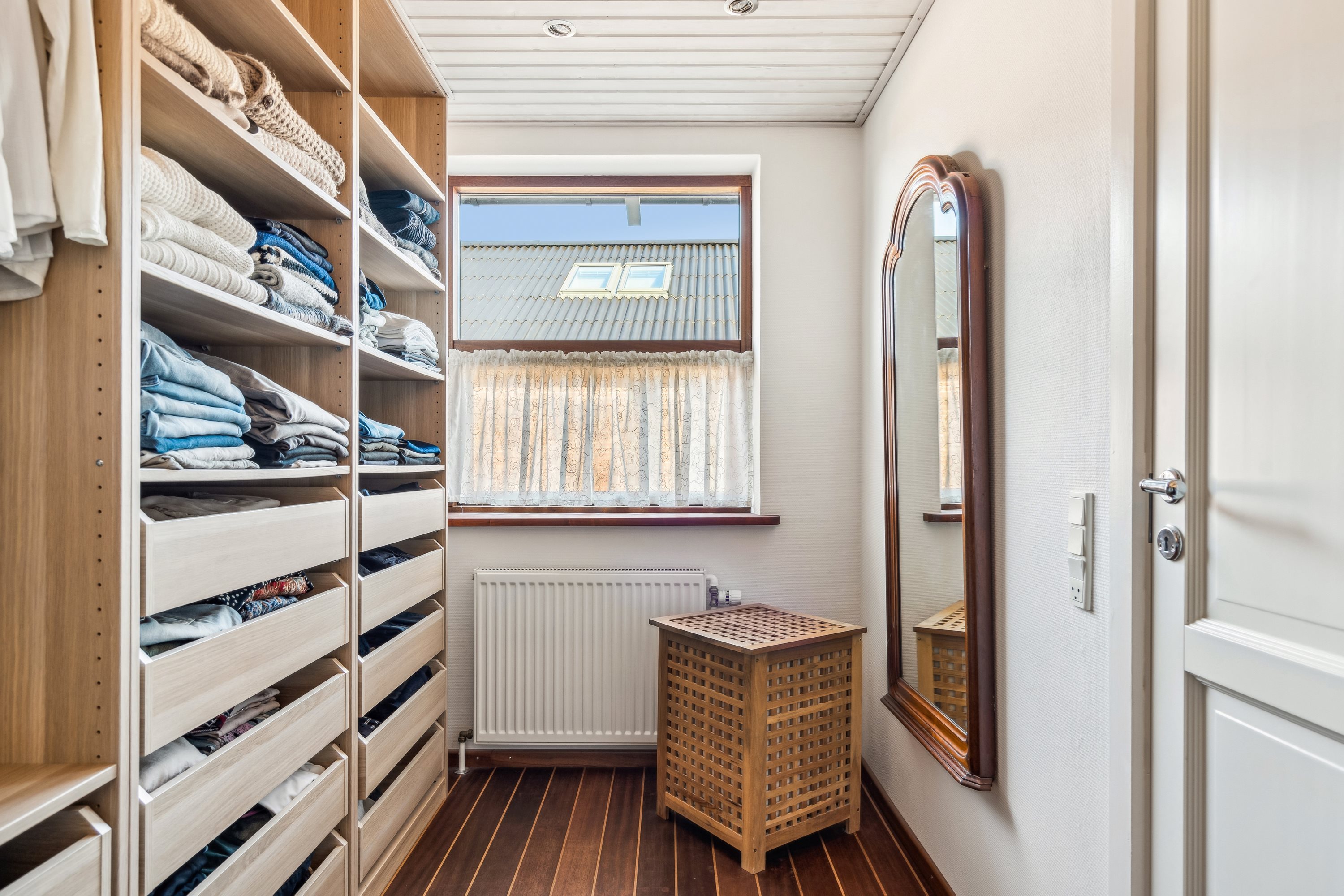 Fremhævet walkinn billede i fuldskærmstilstand. Billede af Granlyvej 28, Åbyen, 9850 Hirtshals