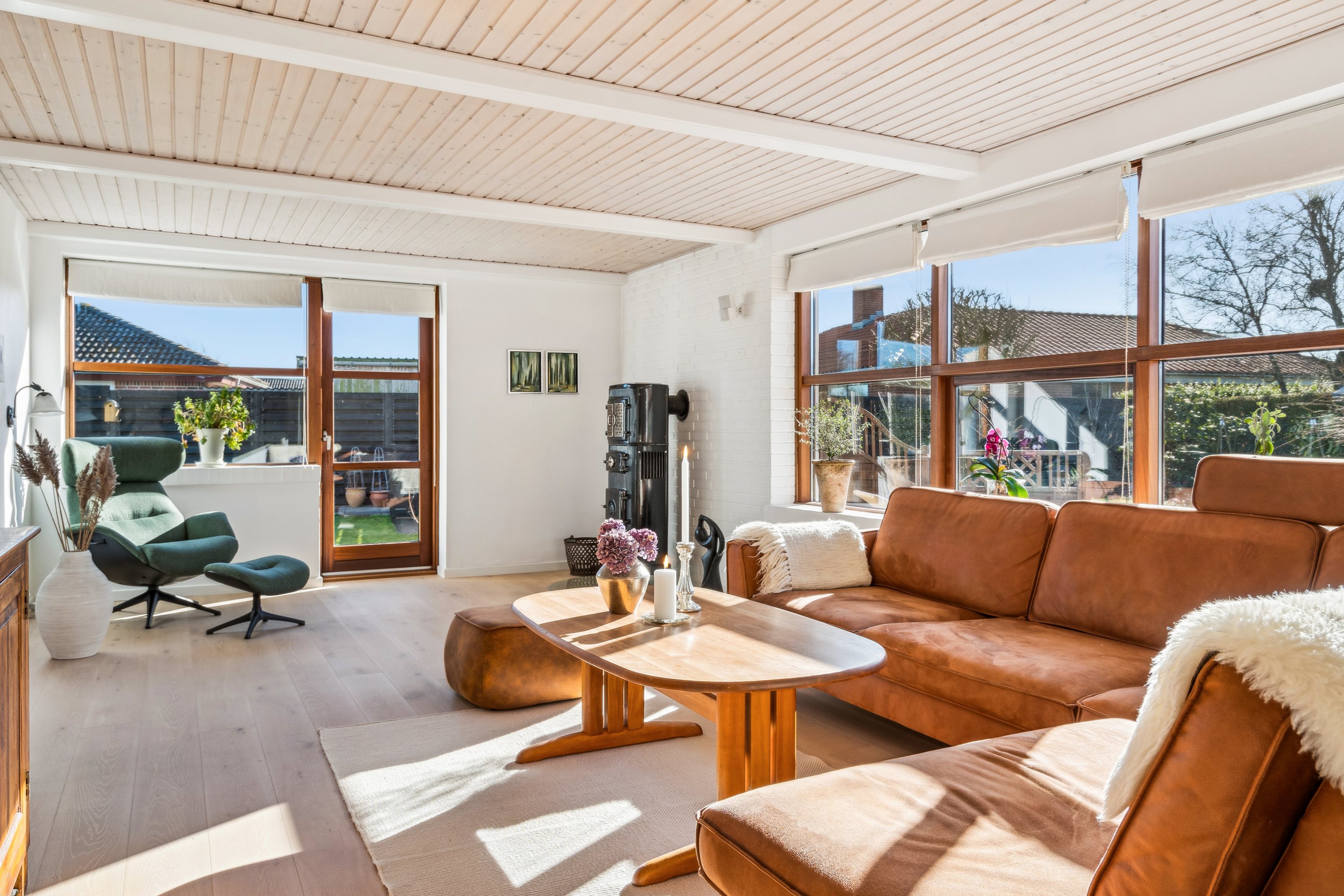 Fremhævet stue billede i fuldskærmstilstand. Billede af Granlyvej 28, Åbyen, 9850 Hirtshals