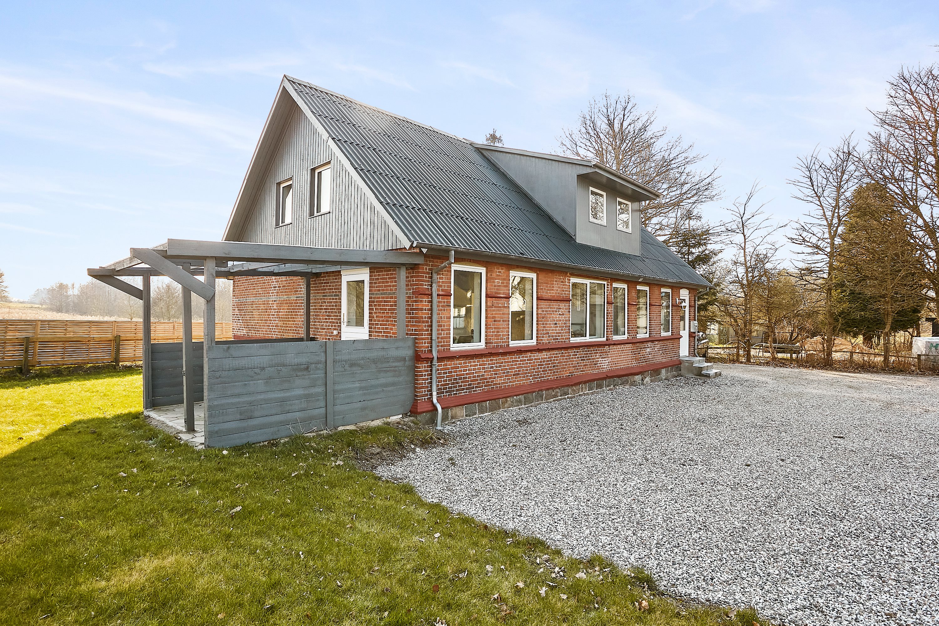 Fremhævet  billede i fuldskærmstilstand. Billede af Holmen 2, Glud, 7130 Juelsminde