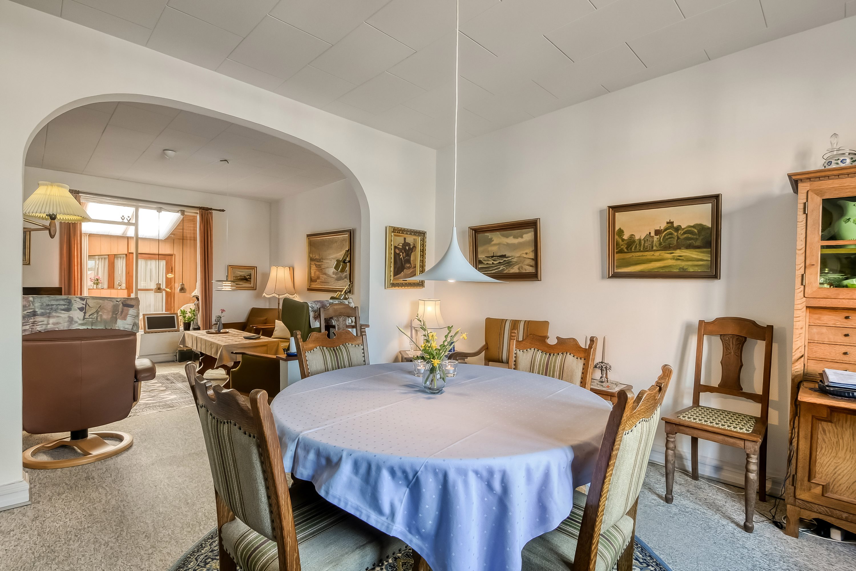 Fremhævet stue billede i fuldskærmstilstand. Billede af Voldgade 11, 7600 Struer