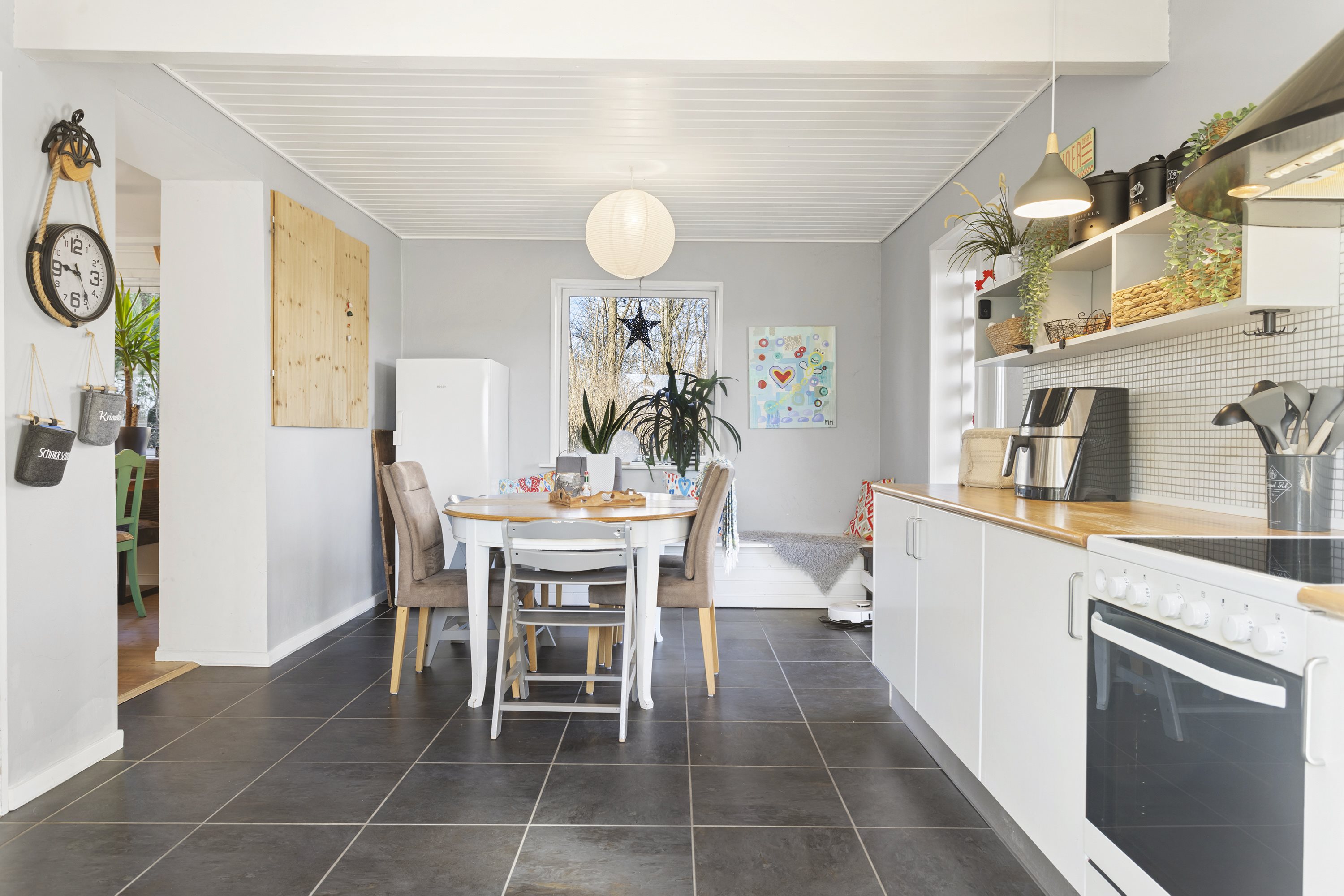 Fremhævet køkken billede i fuldskærmstilstand. Billede af Stærevej 6, 9881 Bindslev