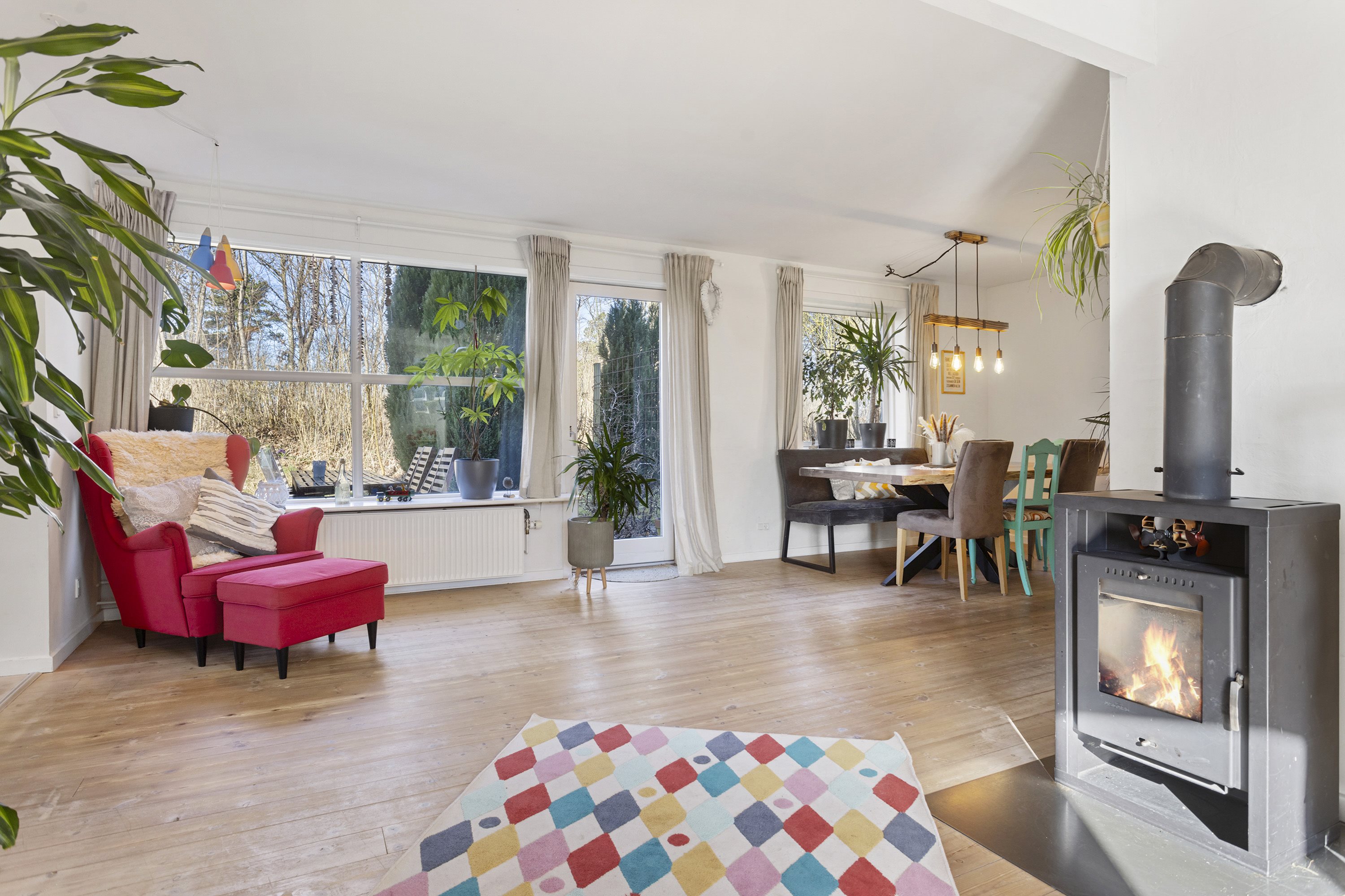 Fremhævet stue billede i fuldskærmstilstand. Billede af Stærevej 6, 9881 Bindslev