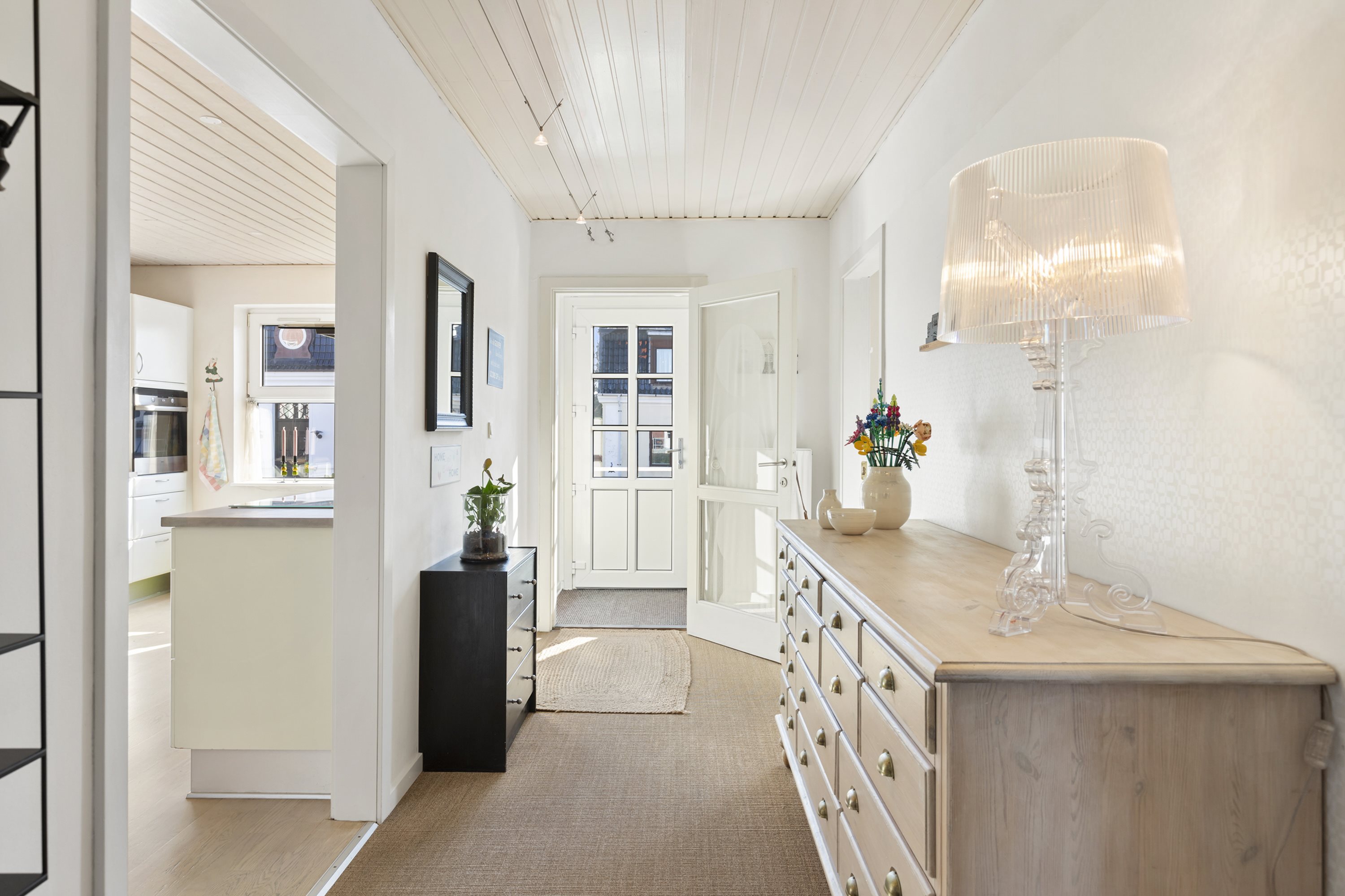 Fremhævet gang billede i fuldskærmstilstand. Billede af Ane Dams Gade 20, 9400 Nørresundby