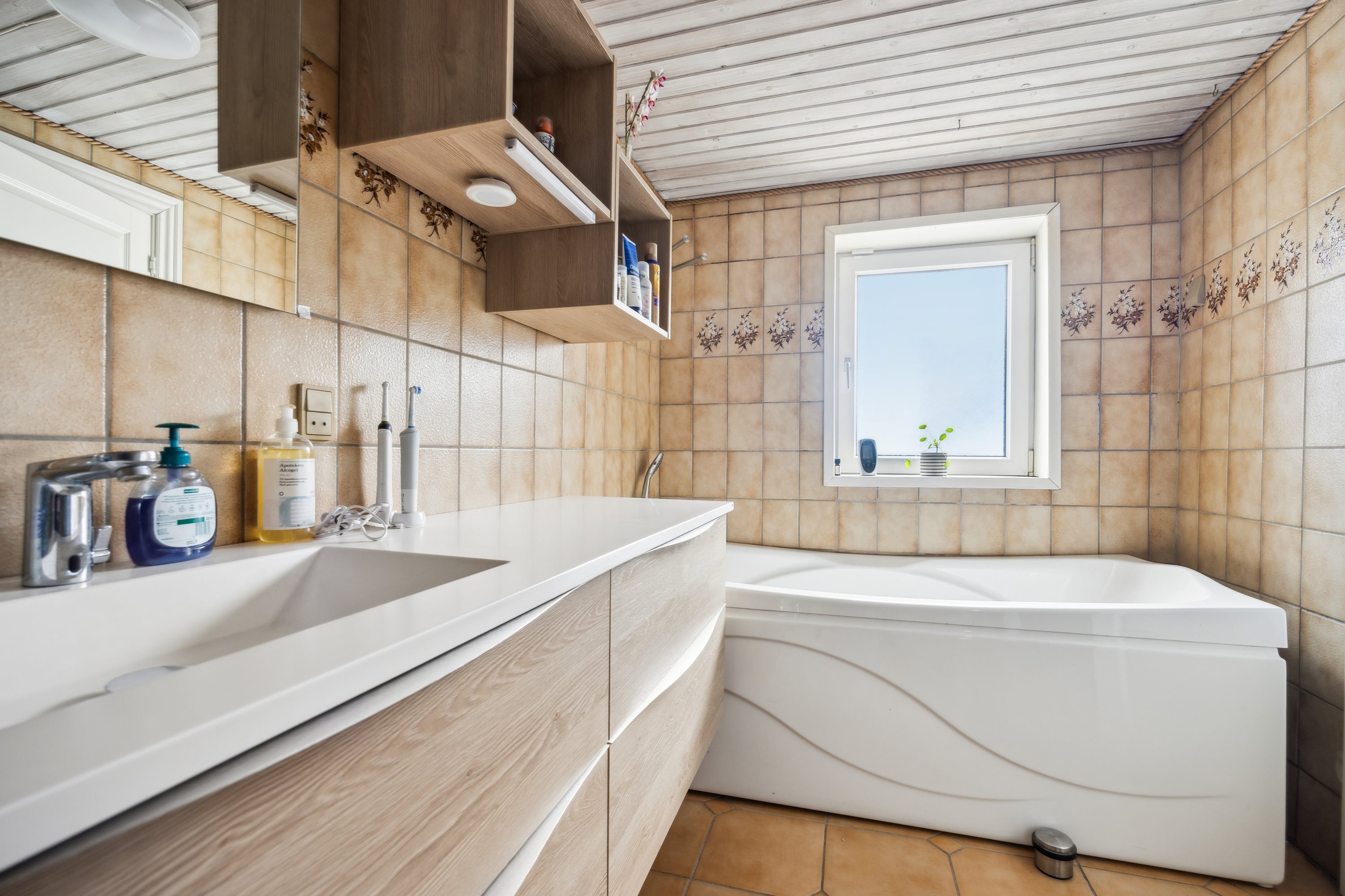 Fremhævet badeværelse billede i fuldskærmstilstand. Billede af Mejerivej 7, Mejlby, 9610 Nørager