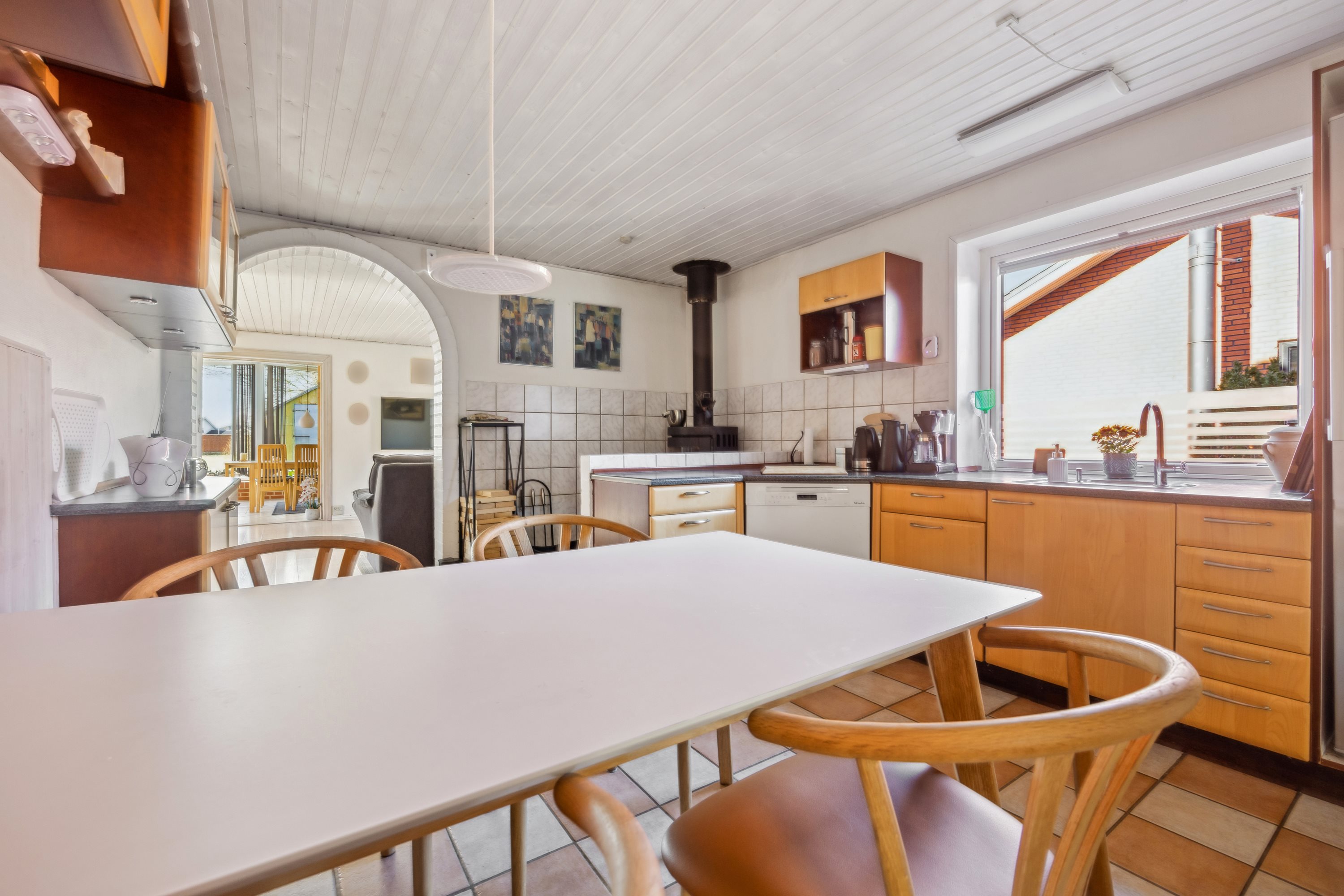 Fremhævet køkken billede i fuldskærmstilstand. Billede af Mejerivej 7, Mejlby, 9610 Nørager