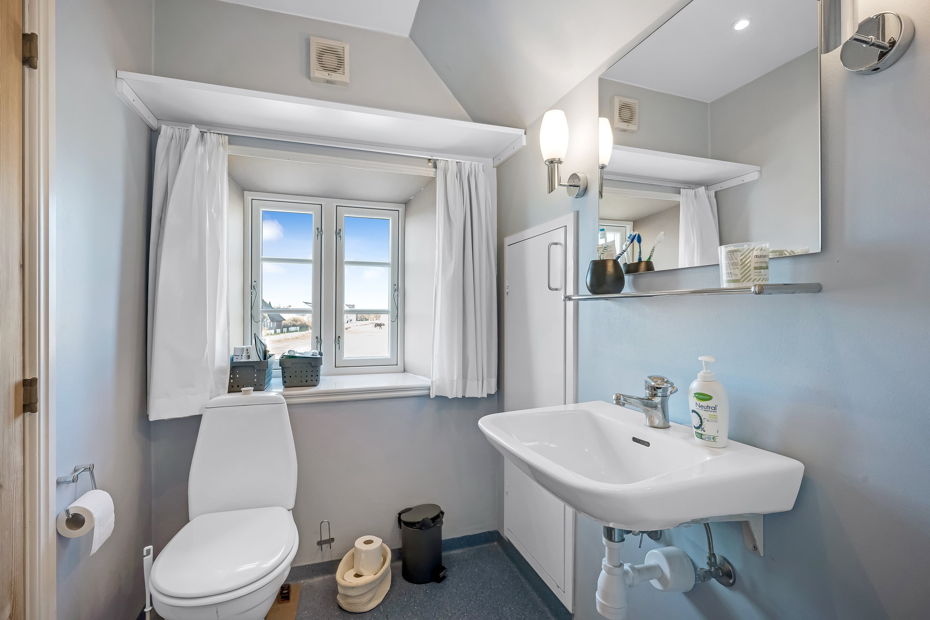 Fremhævet indendørs billede i fuldskærmstilstand. Billede af Hæsset 7, Rindby, 6720 Fanø