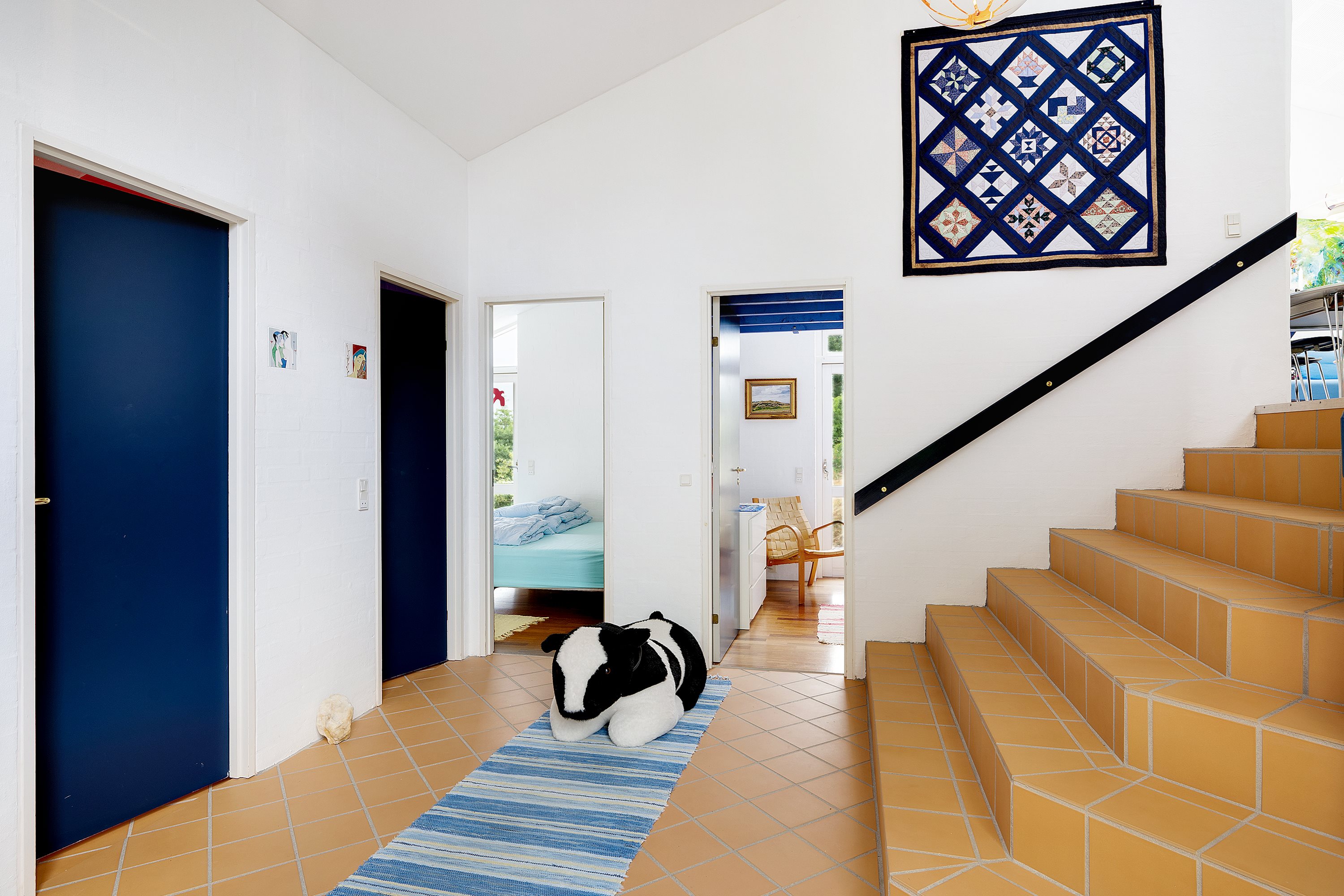 Fremhævet entré billede i fuldskærmstilstand. Billede af Eskildshøj 1, Fuglsø, 8420 Knebel