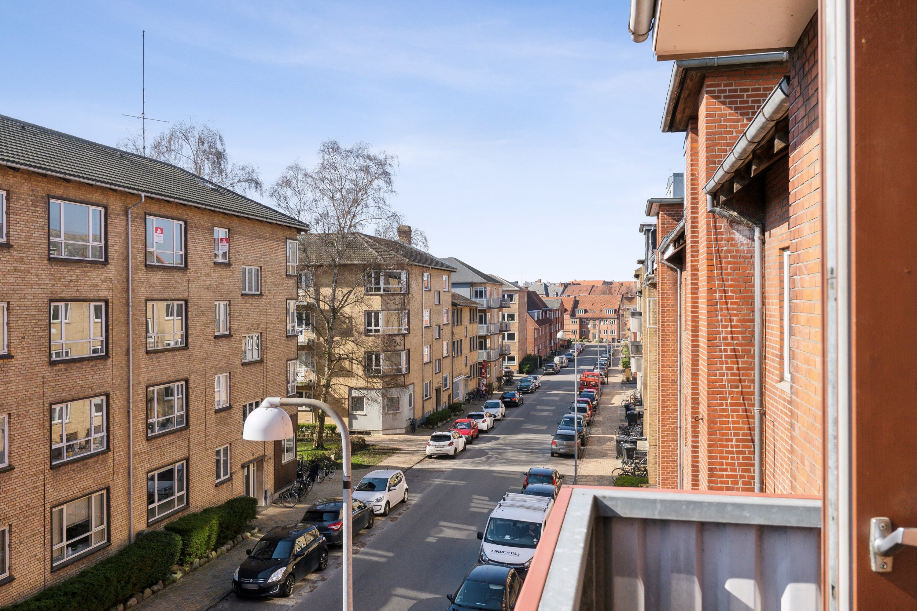 Fremhævet udendørs billede i fuldskærmstilstand. Billede af Schacksgade 30, 2. tv., 5000 Odense C