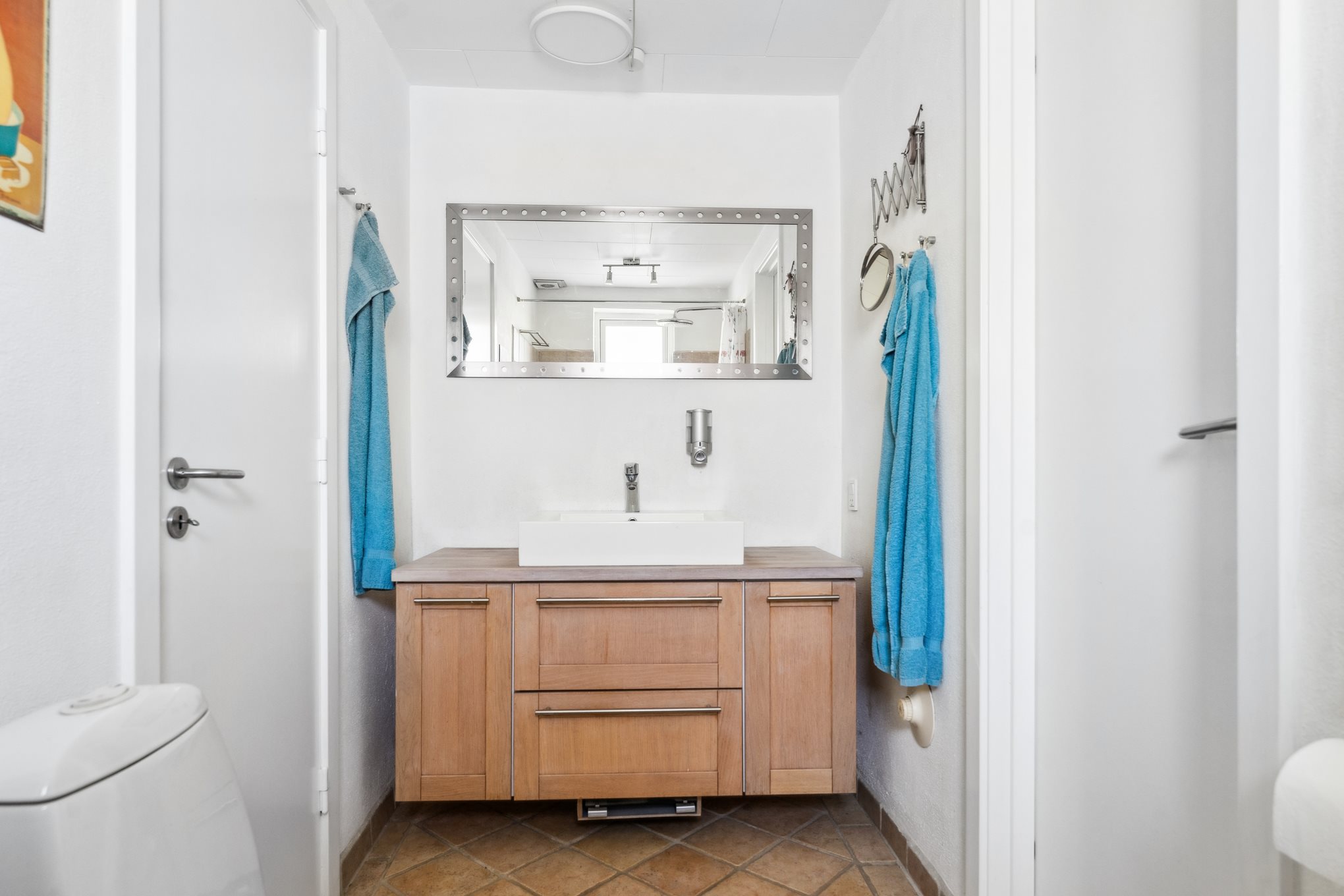 Fremhævet badeværelse billede i fuldskærmstilstand. Billede af Erik Klippings Vej 3, 8960 Randers SØ