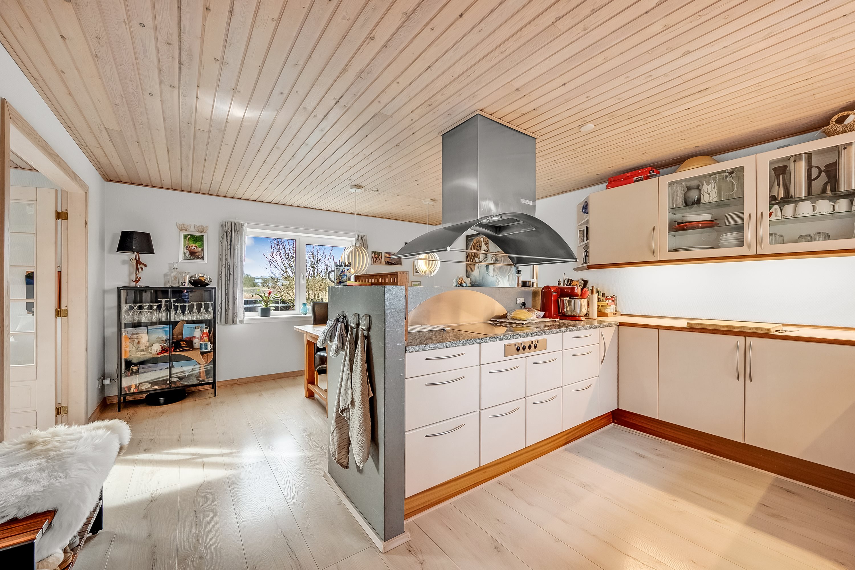 Fremhævet køkken alrum billede i fuldskærmstilstand. Billede af Tarmvej 6, Lønborg, 6880 Tarm