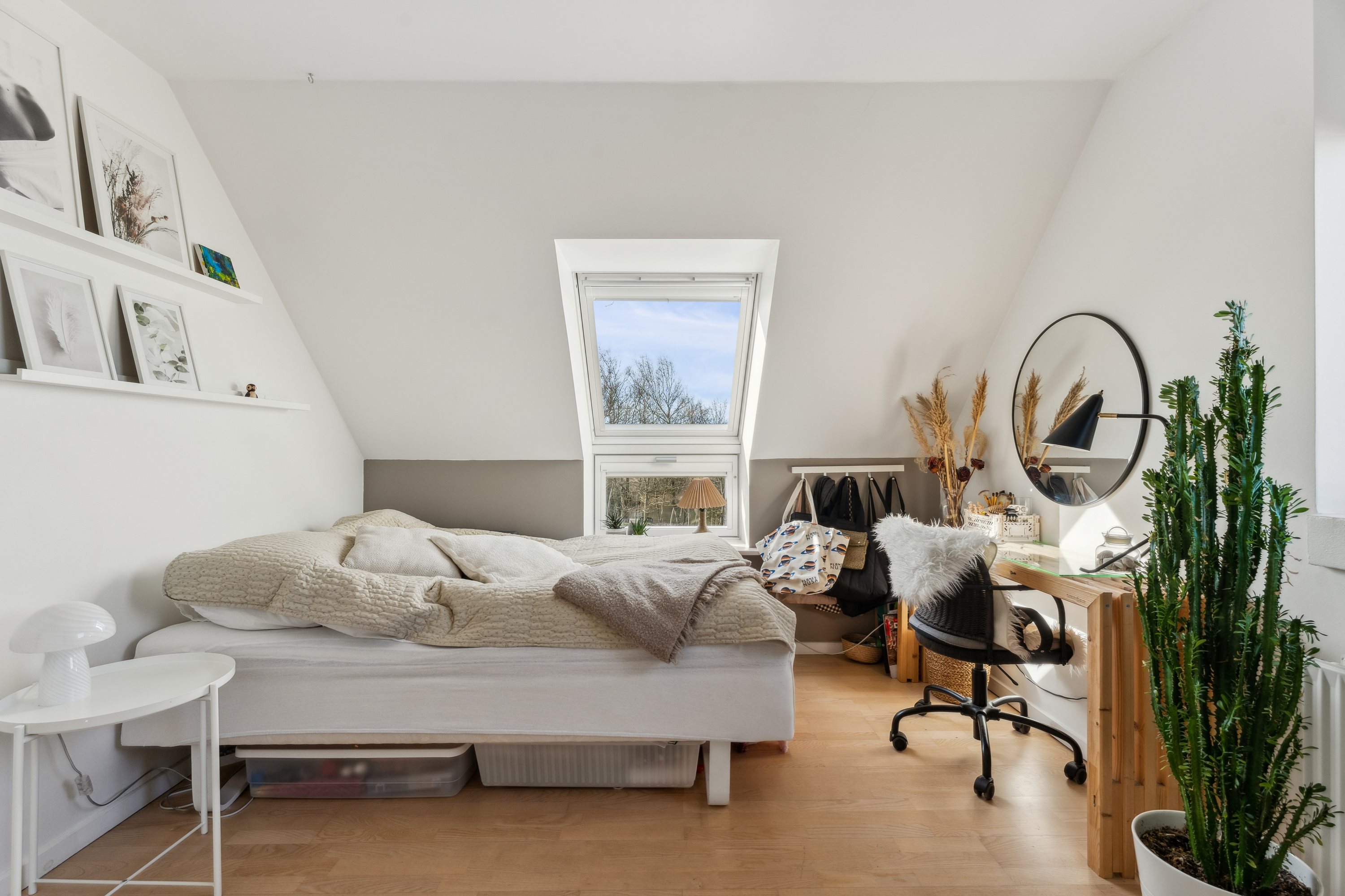 Fremhævet værelse billede i fuldskærmstilstand. Billede af Granvænget 15, 8990 Fårup