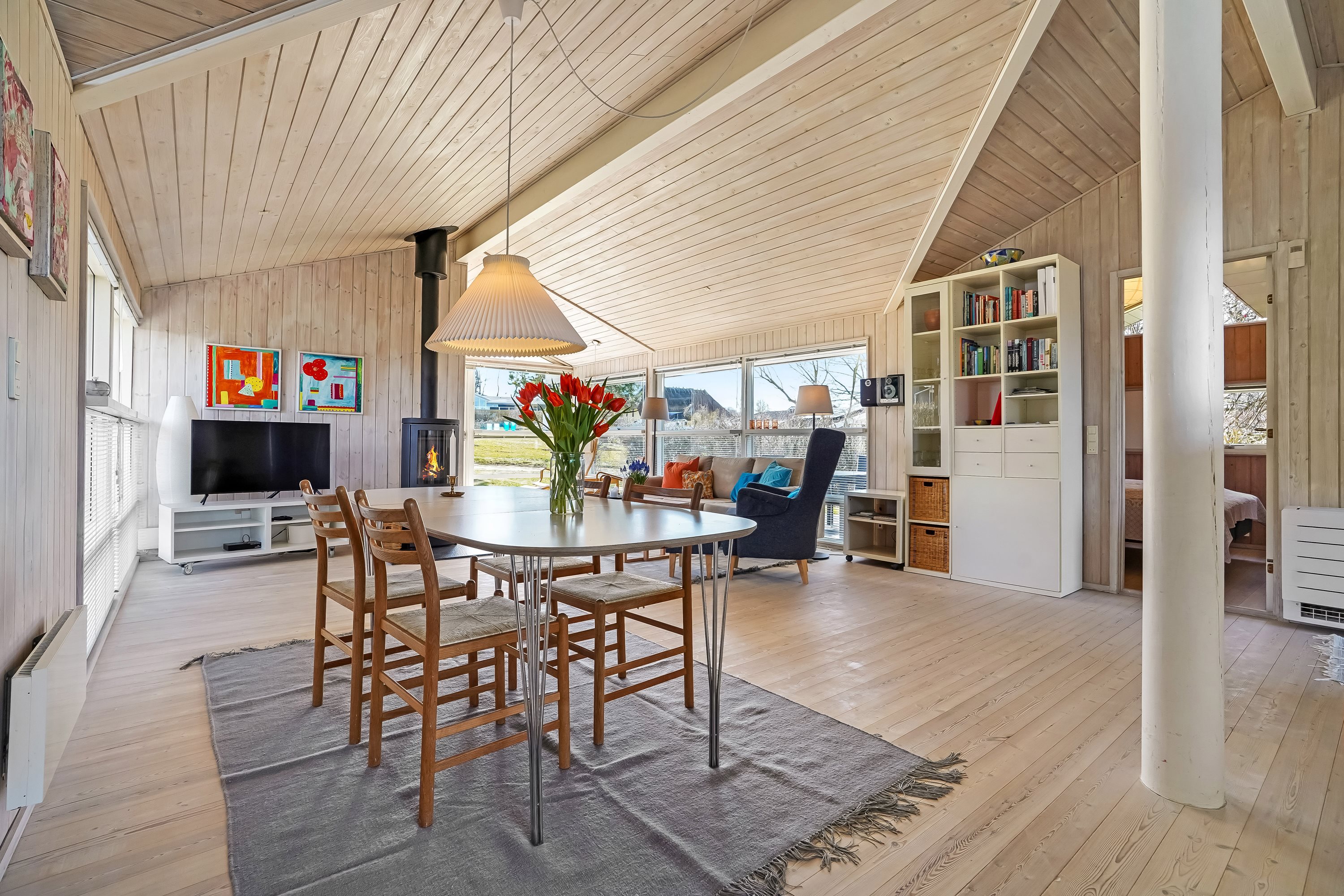 Fremhævet stue billede i fuldskærmstilstand. Billede af Kildevangsvej 18, Baaring Mark, 5466 Asperup