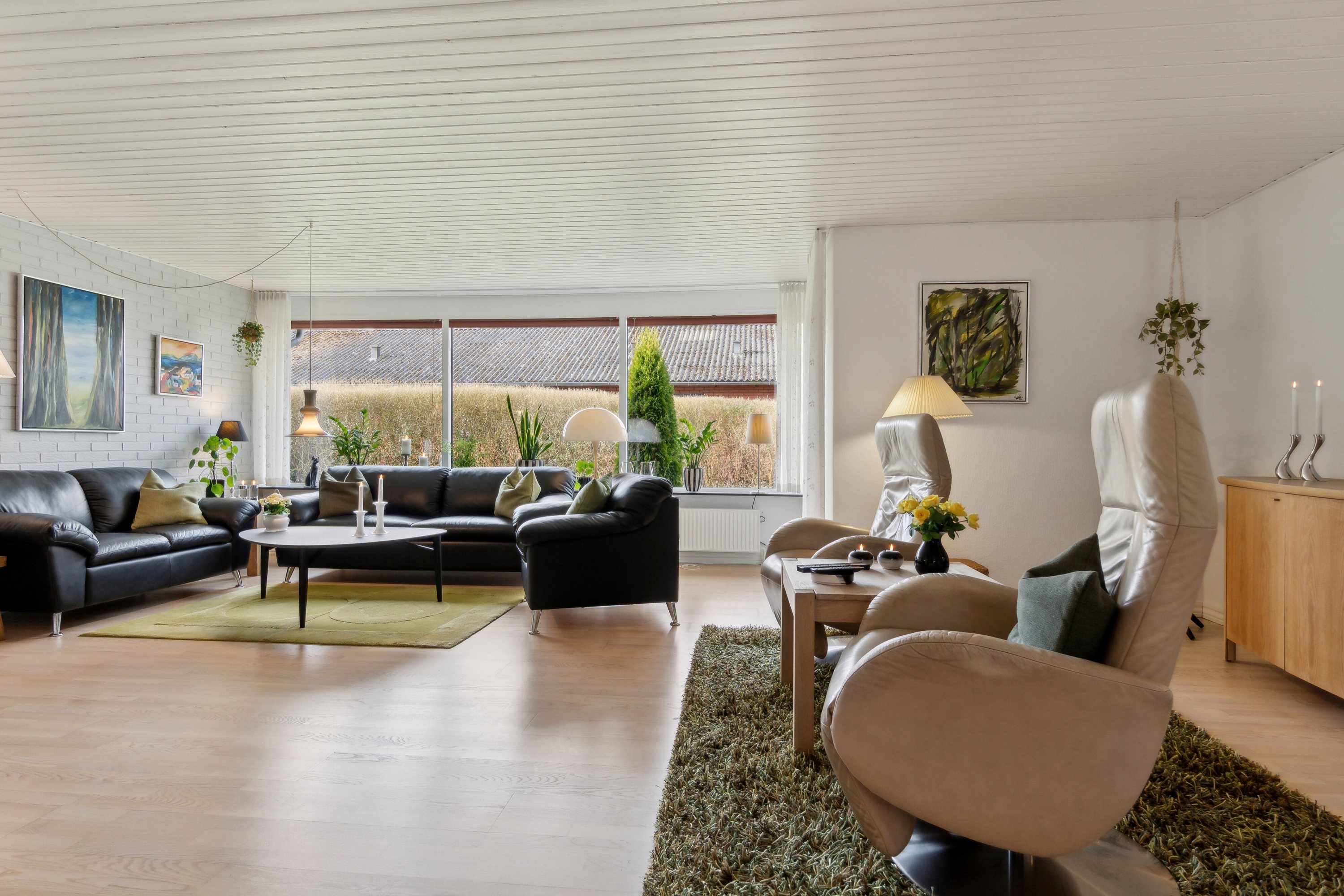 Fremhævet stue billede i fuldskærmstilstand. Billede af Villavej 3, Østerild, 7700 Thisted